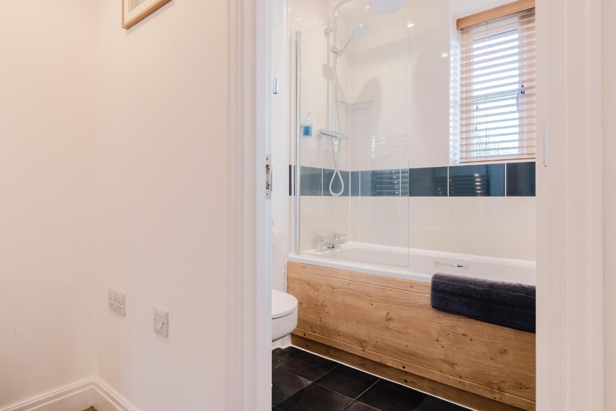 Charming 2 Bedroom Home in the Cotswolds
