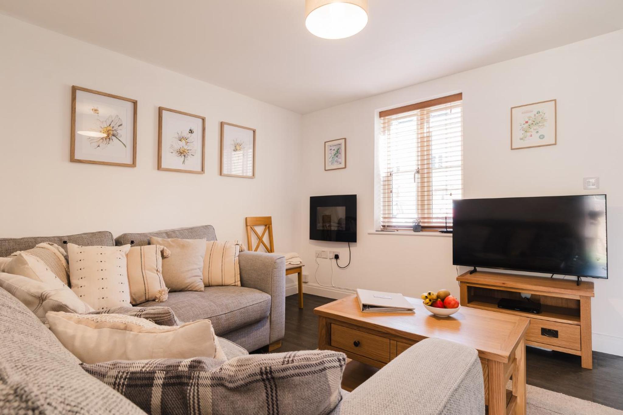 Charming 2 Bedroom Home in the Cotswolds