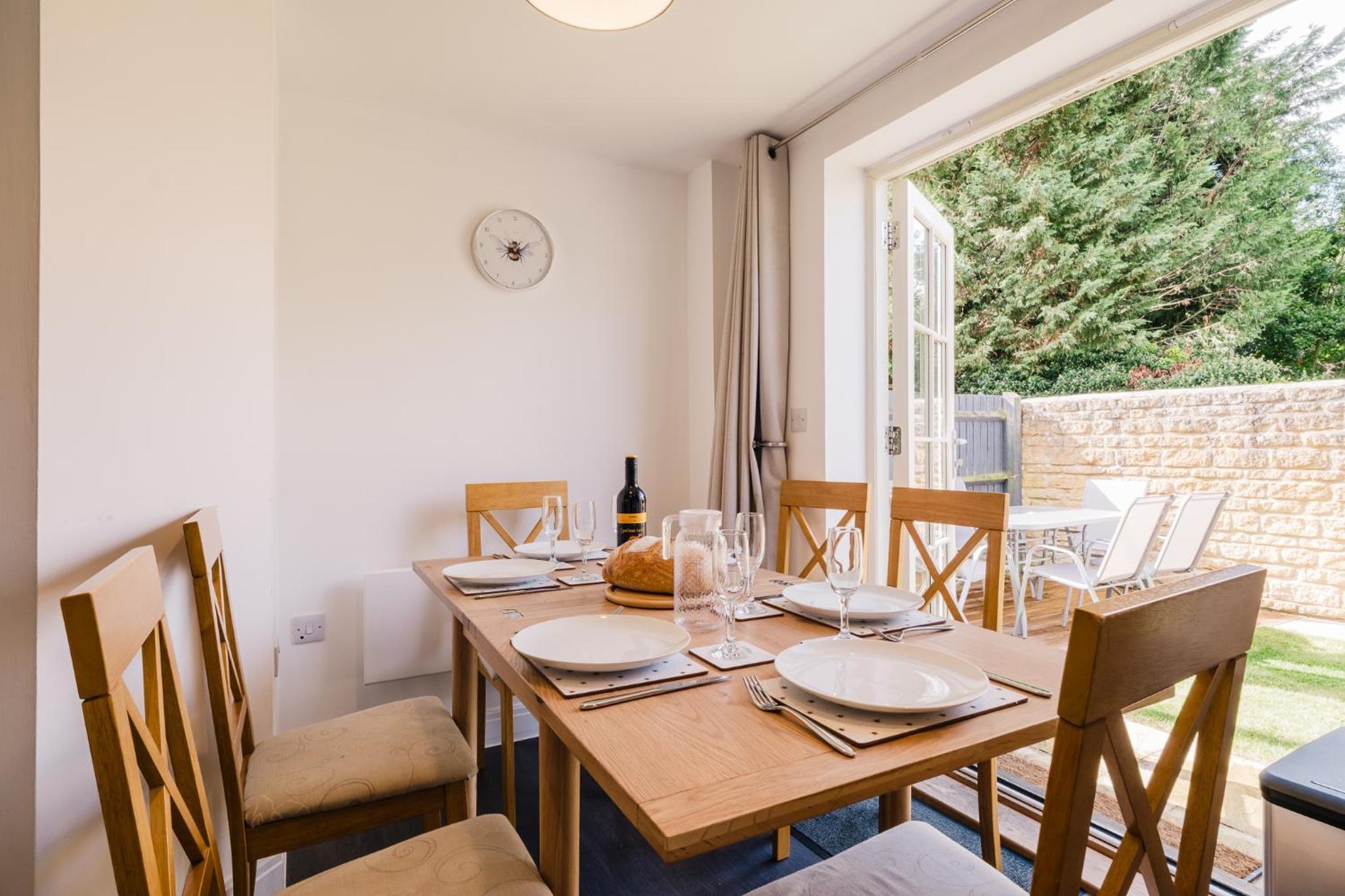 Charming 2 Bedroom Home in the Cotswolds