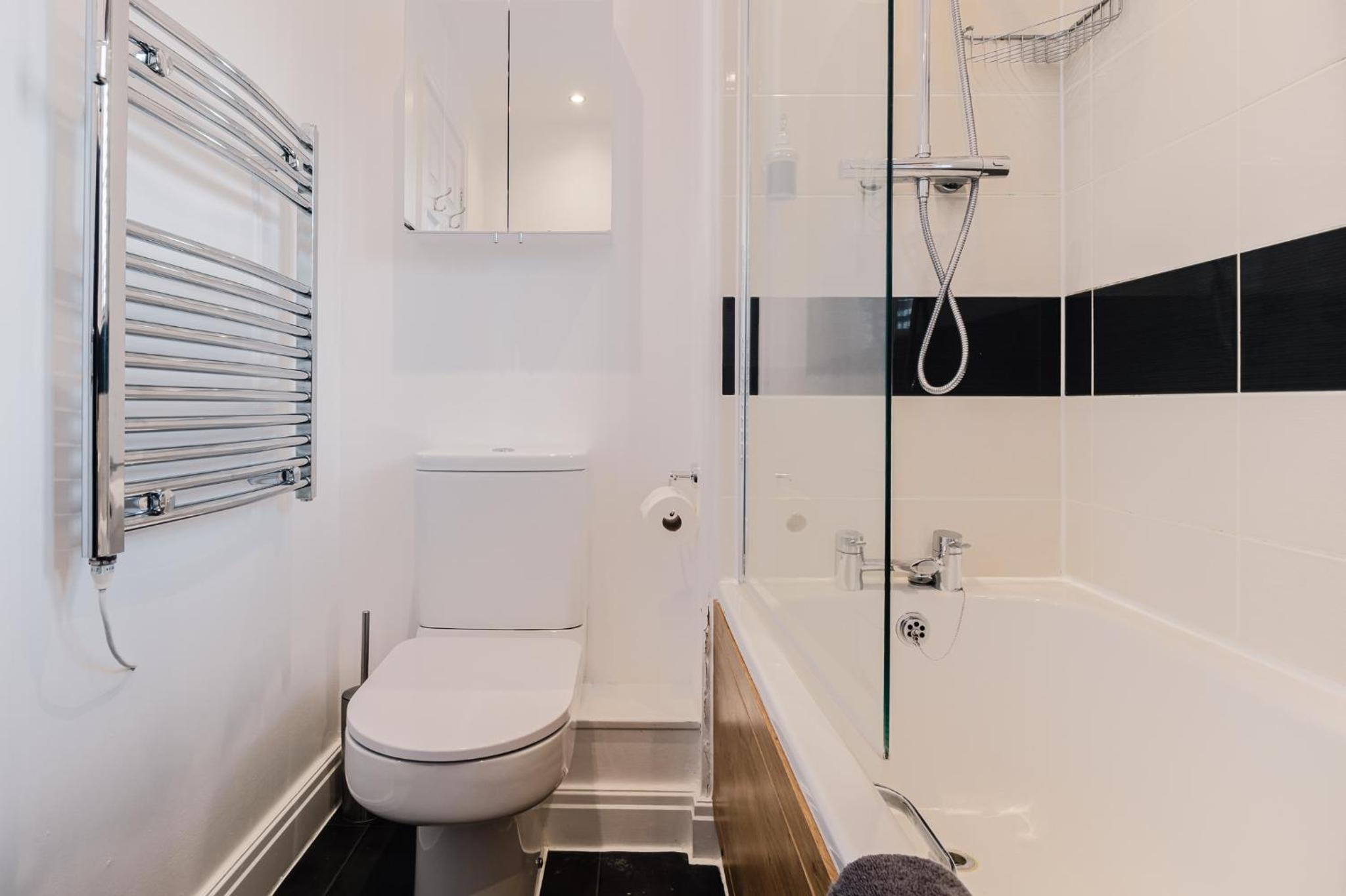 Charming 2 Bedroom Home in the Cotswolds