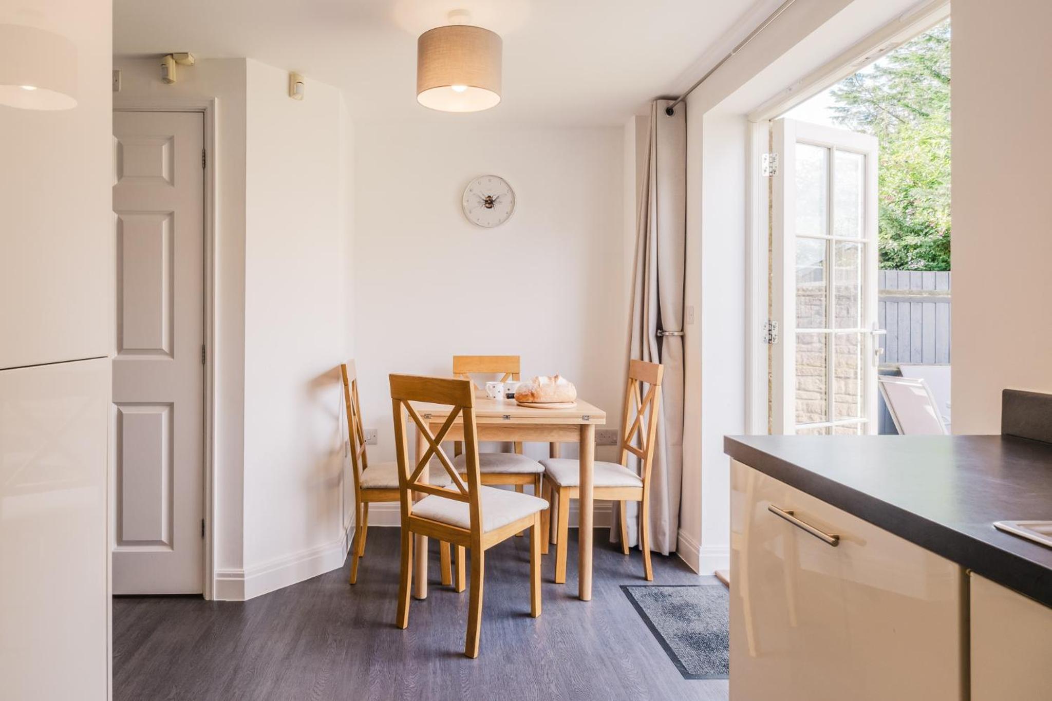 Charming 2 Bedroom Home in the Cotswolds