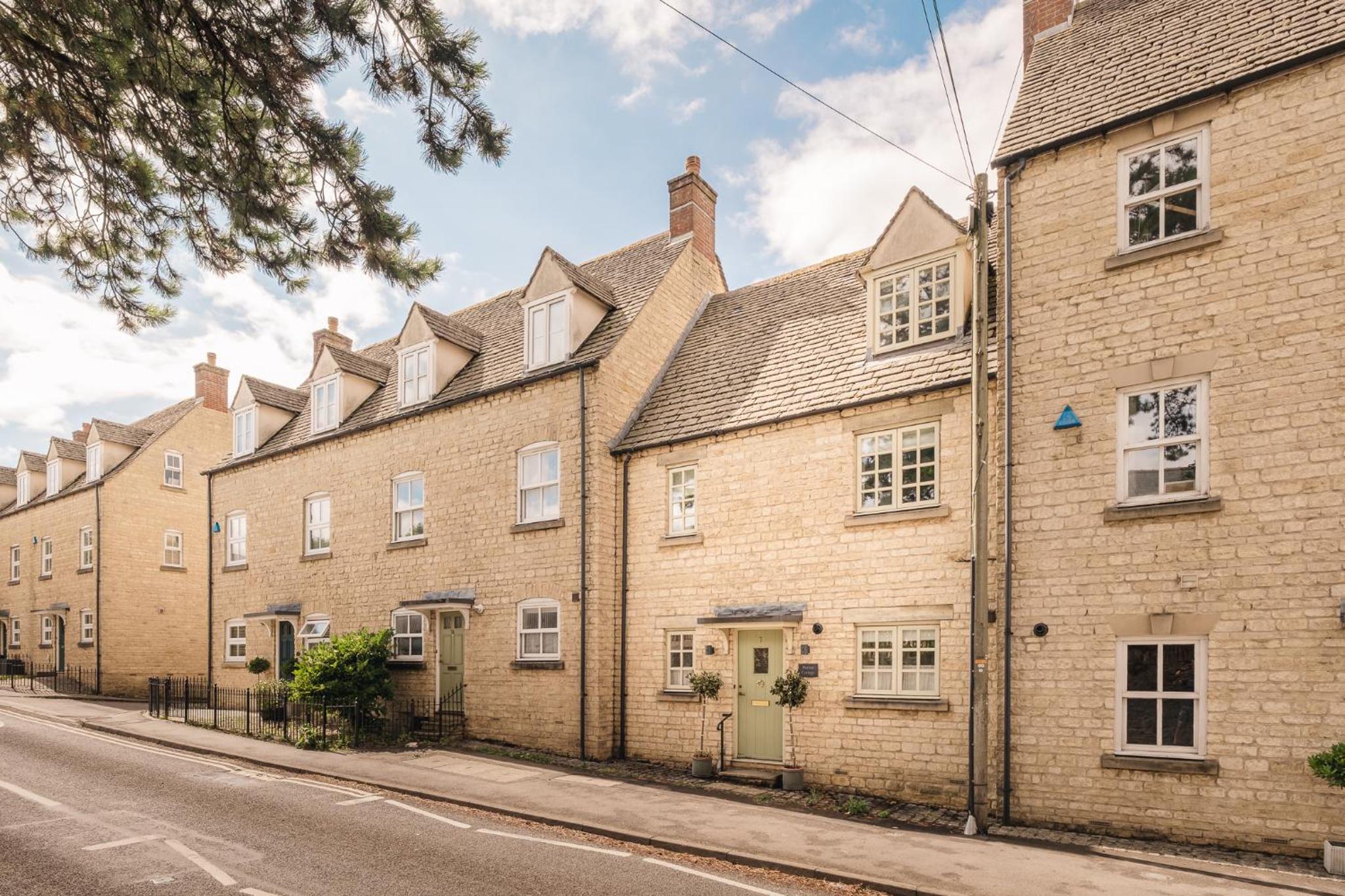 Beautiful 3 Bedroom Home in Chipping Norton