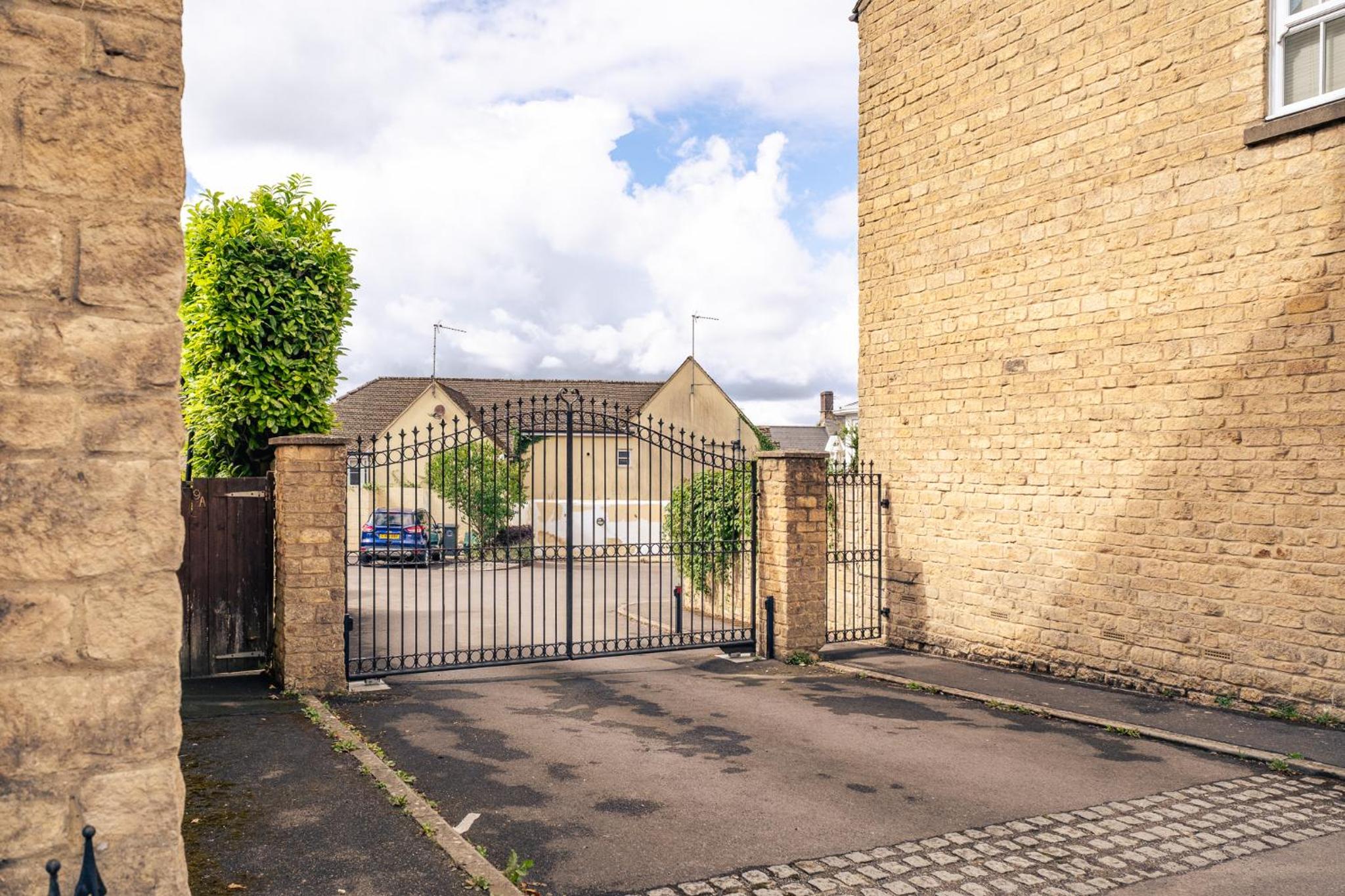 Beautiful 3 Bedroom Home in Chipping Norton