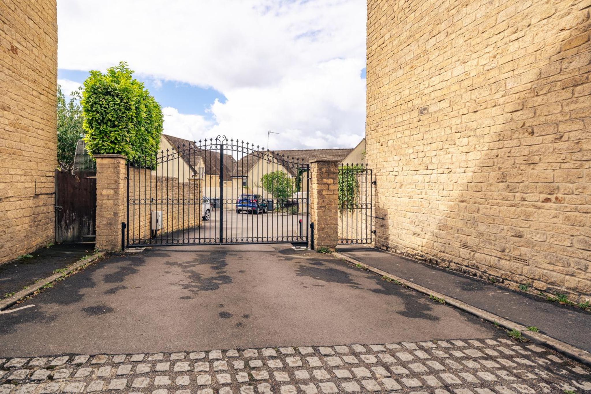 Beautiful 3 Bedroom Home in Chipping Norton