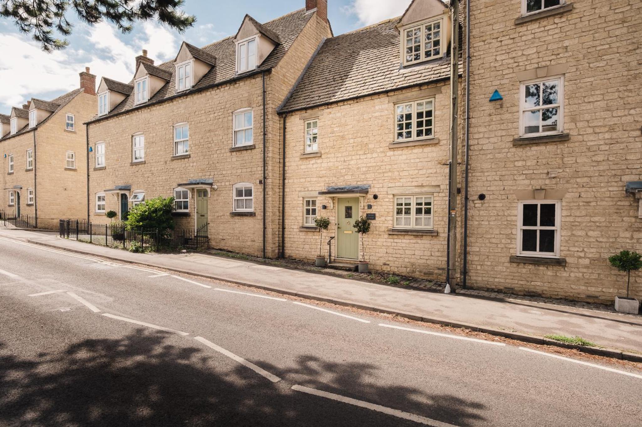 Beautiful 3 Bedroom Home in Chipping Norton