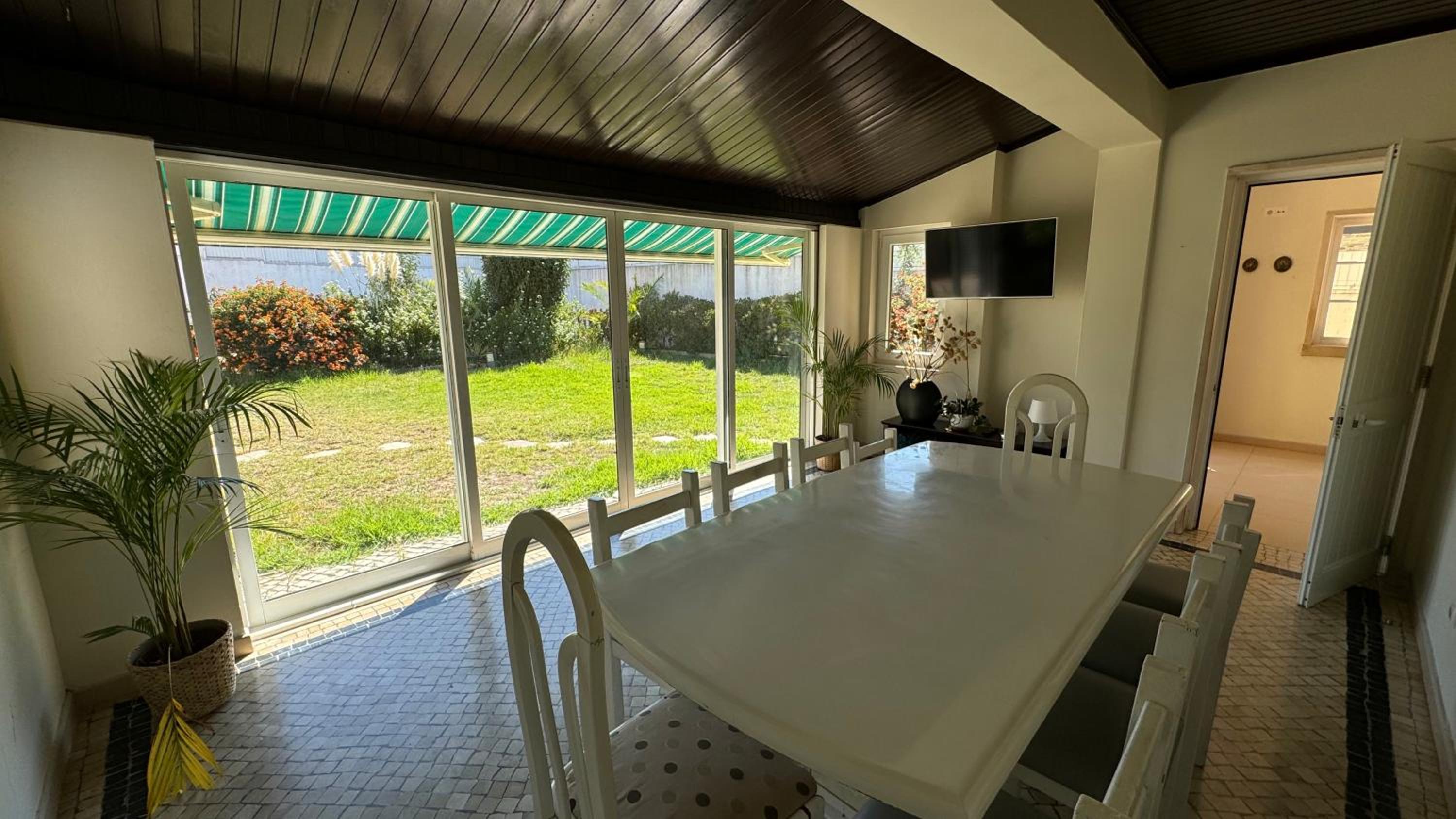 Oceans House Villa