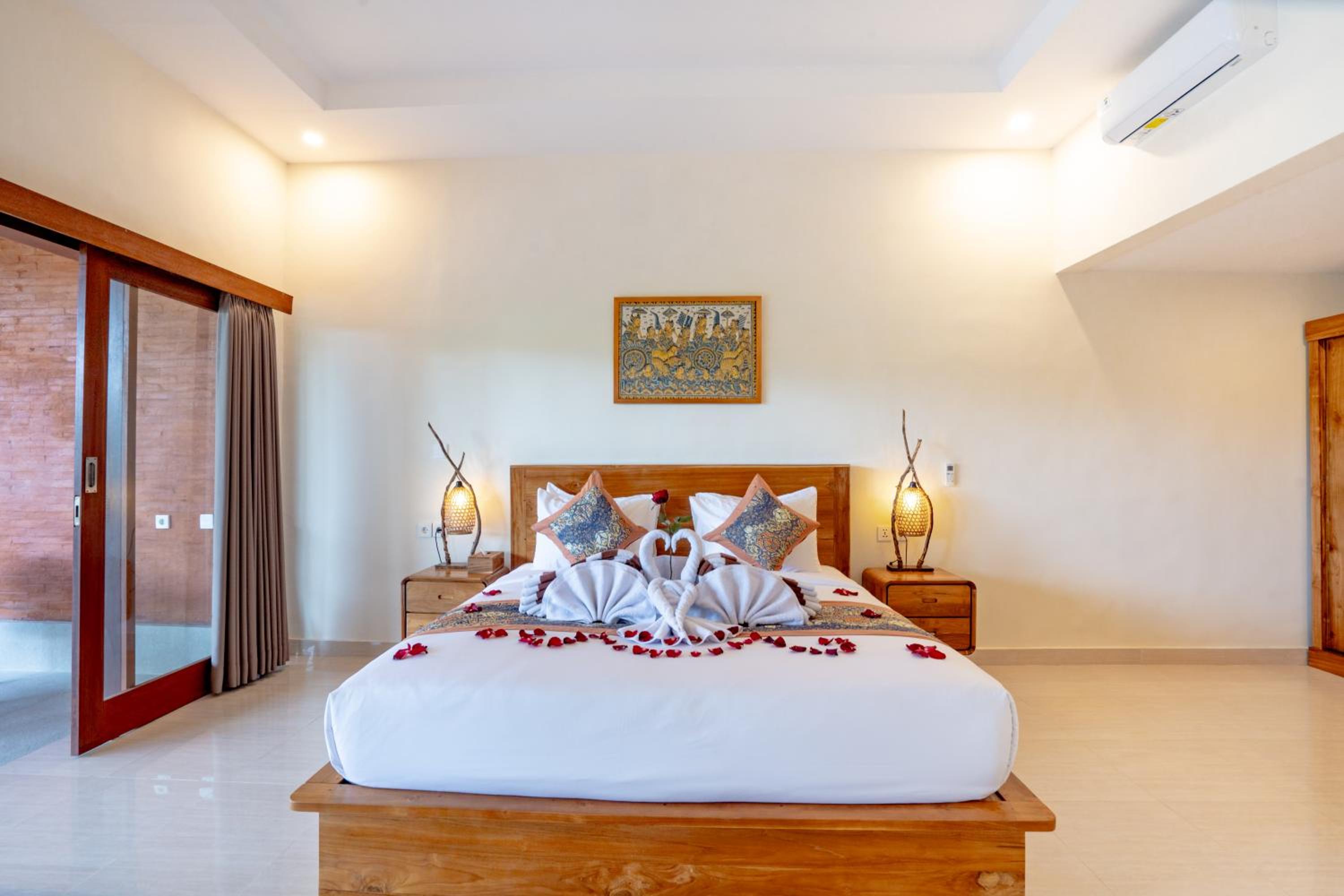 The Jinggo 2 Bedroom private Villa Ubud