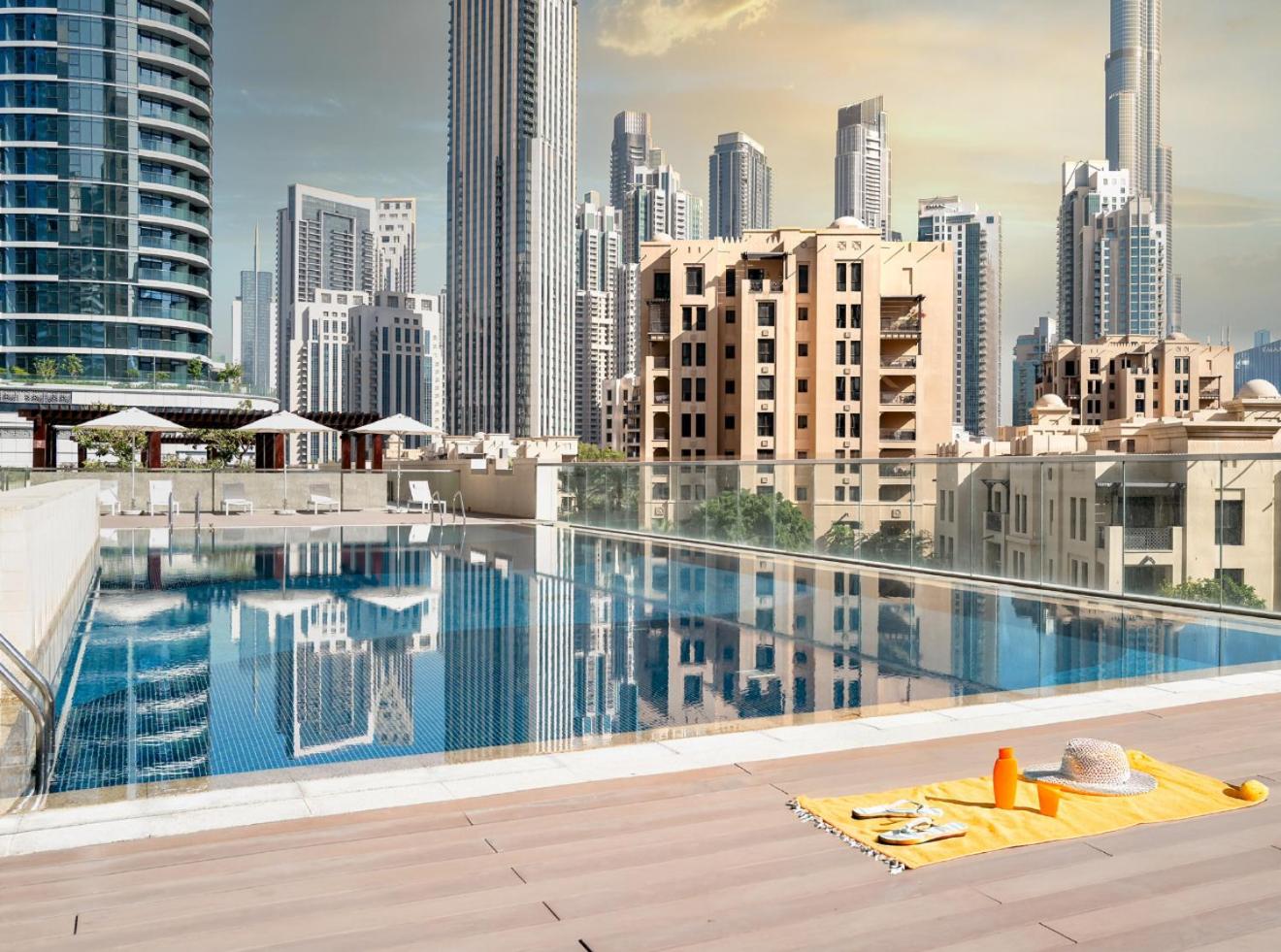 Direct Burj Khalifa View - Luxury 1BR - Walk to Dubai Mall