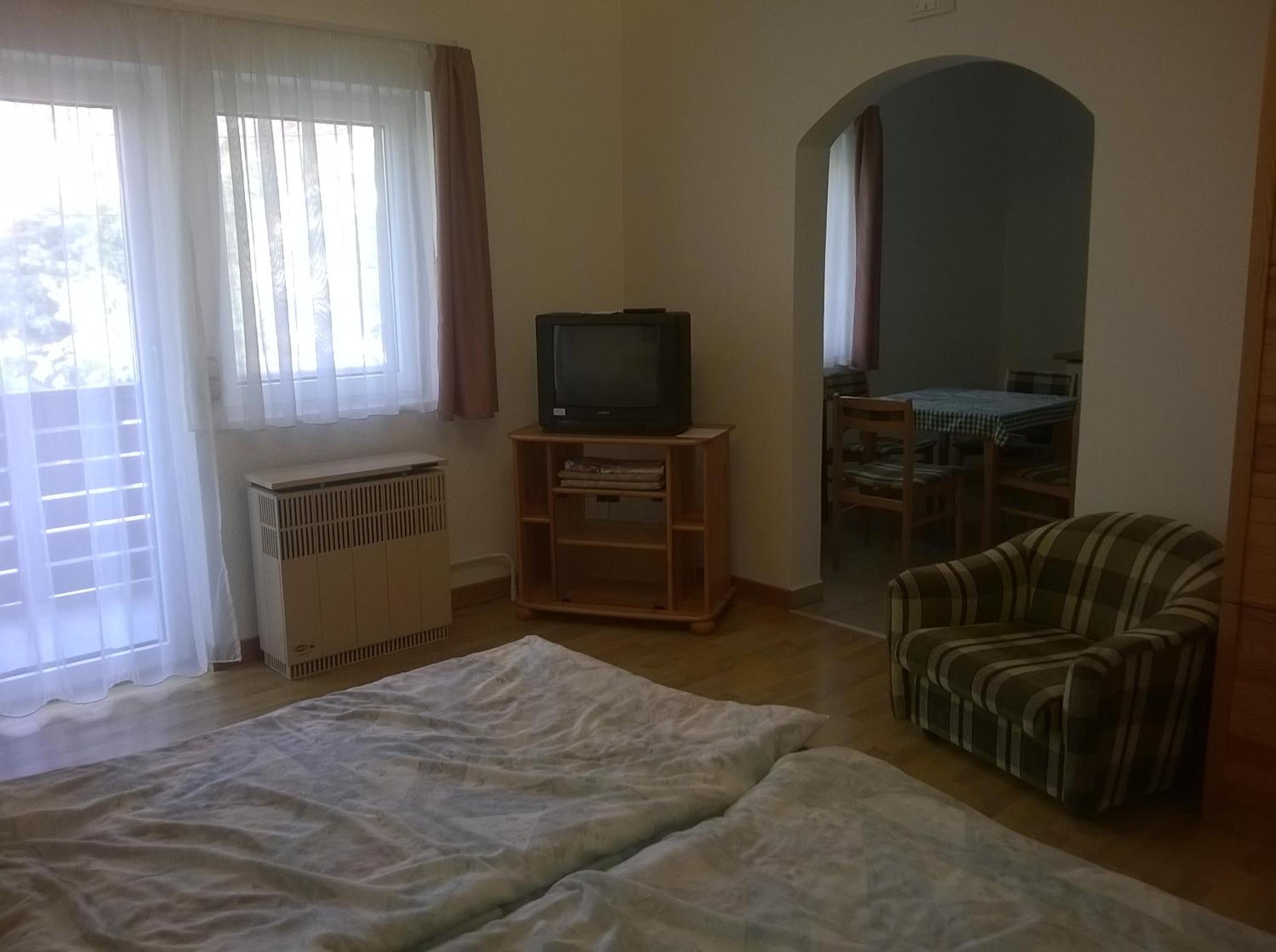 Photo 29