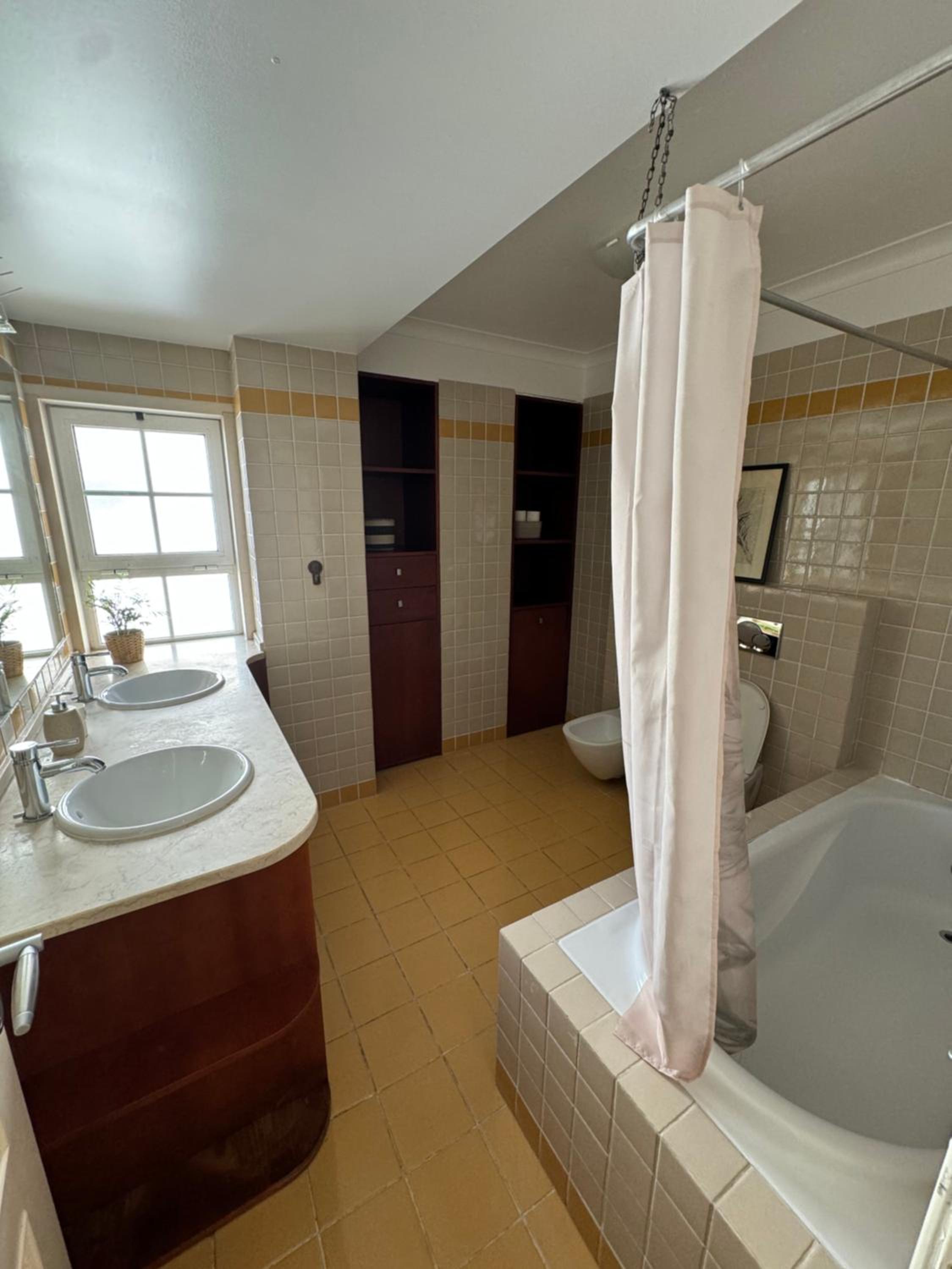 Oceans House Villa