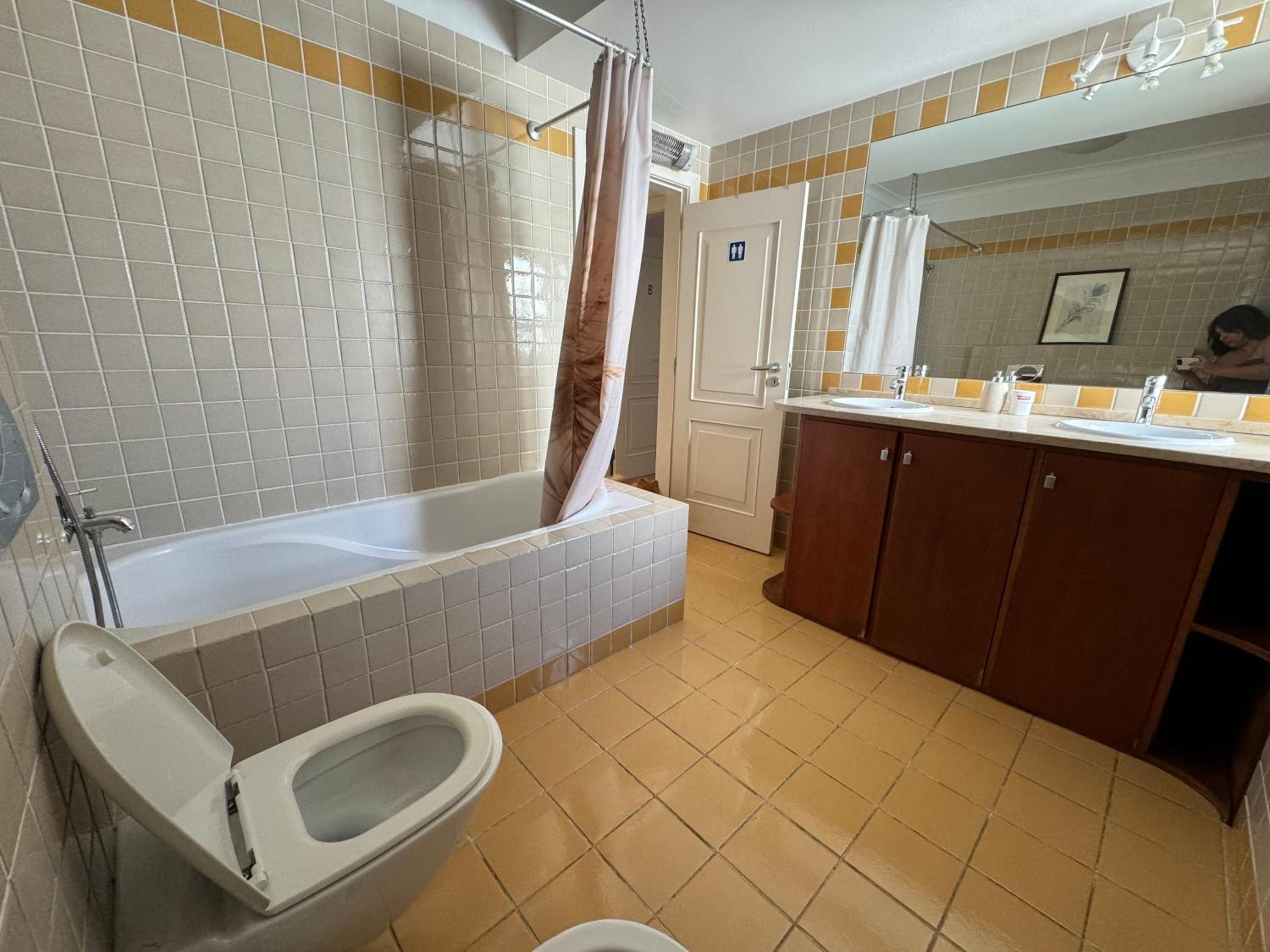 Oceans House Villa