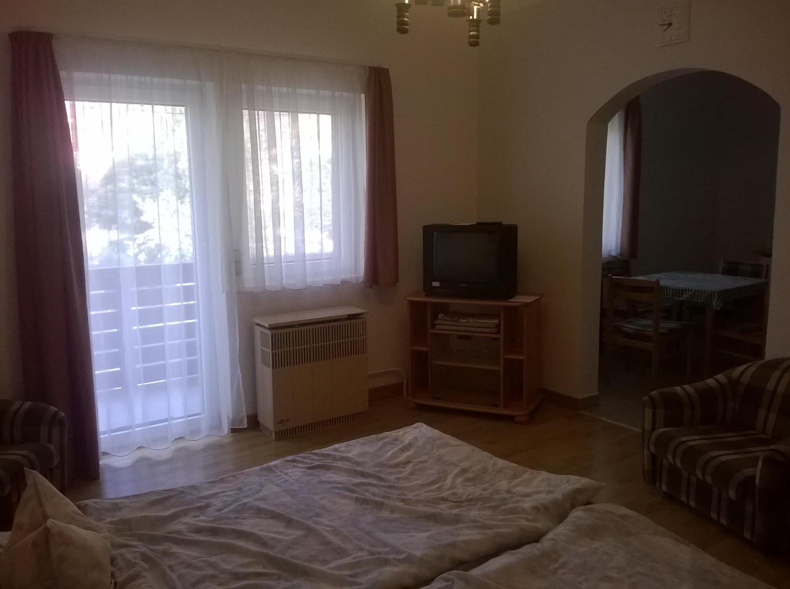 Photo 27