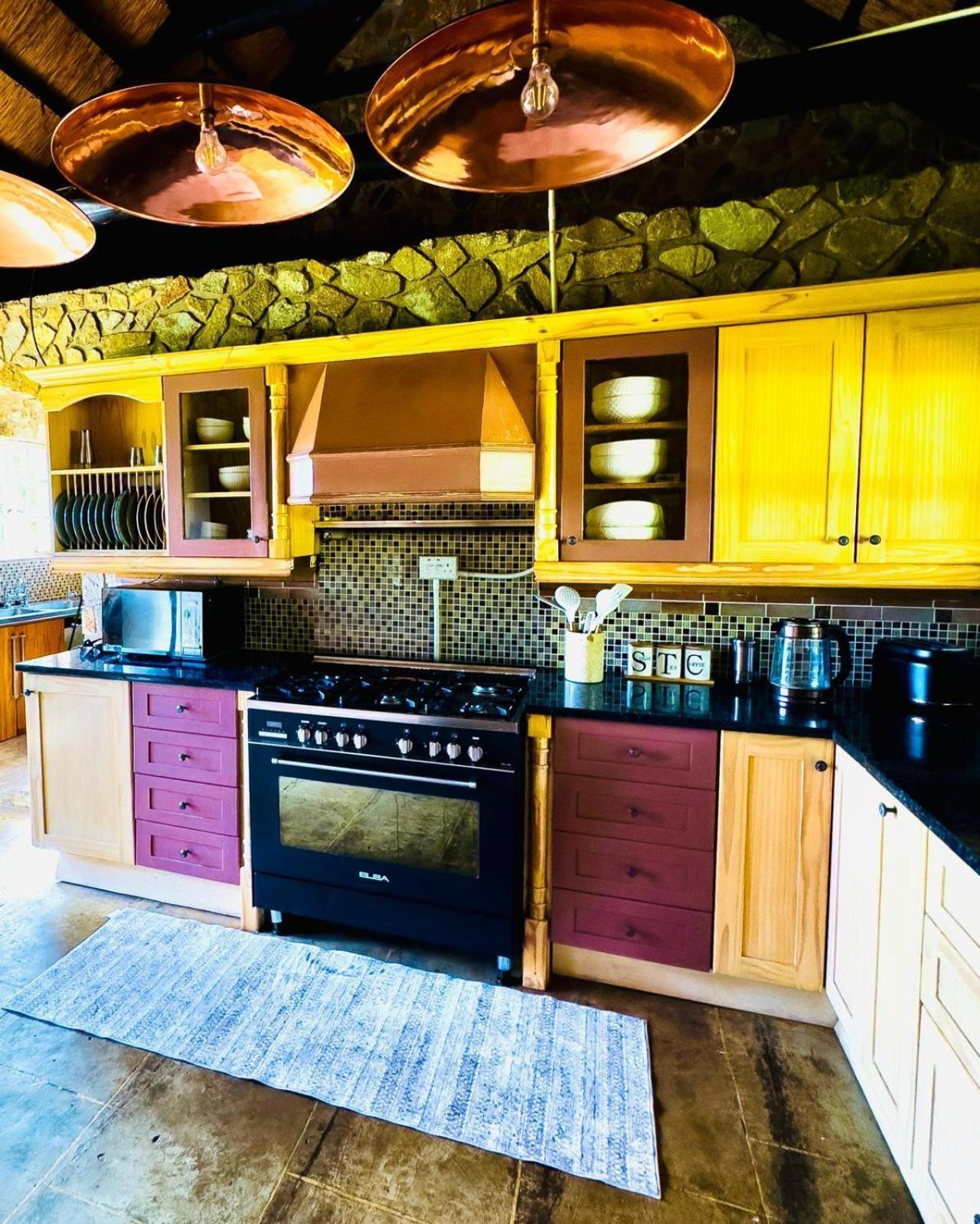 Luxury 5 bed home in Juliasdale - 2309