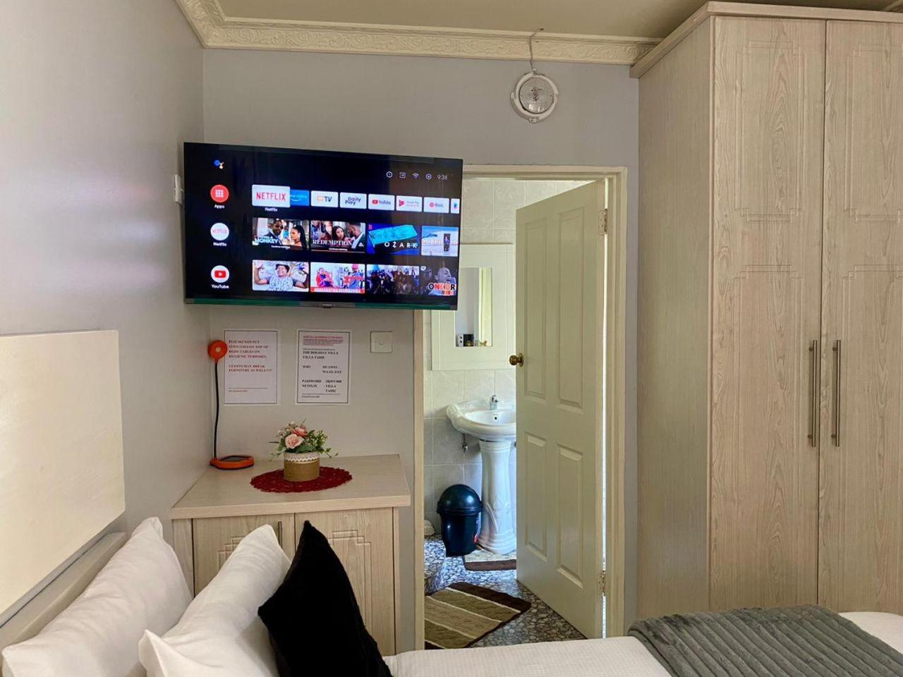 Villa near Airport City Centre - 2317
