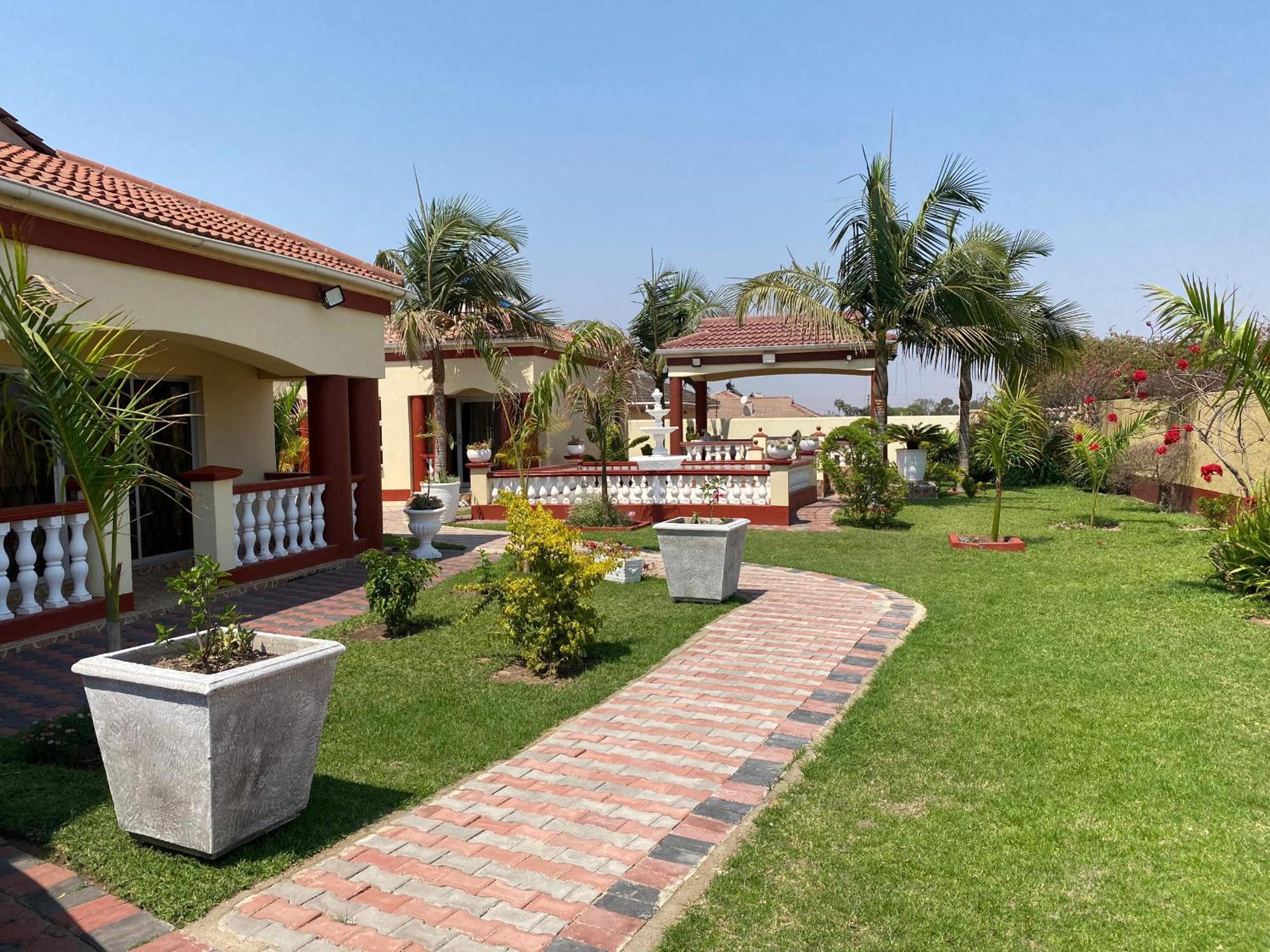 Villa near Airport City Centre - 2317