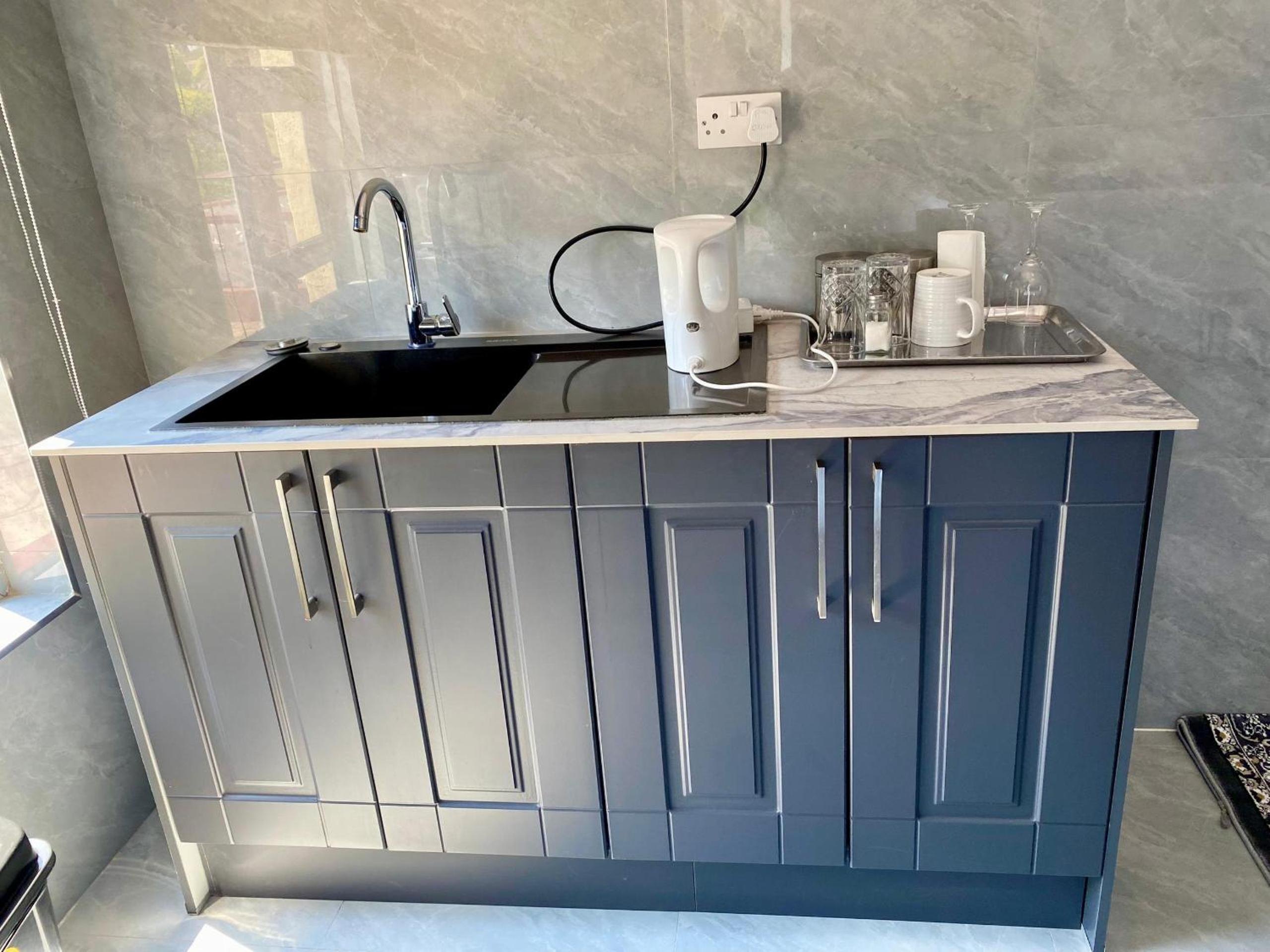 Executive studio apartment near the airport - 2320