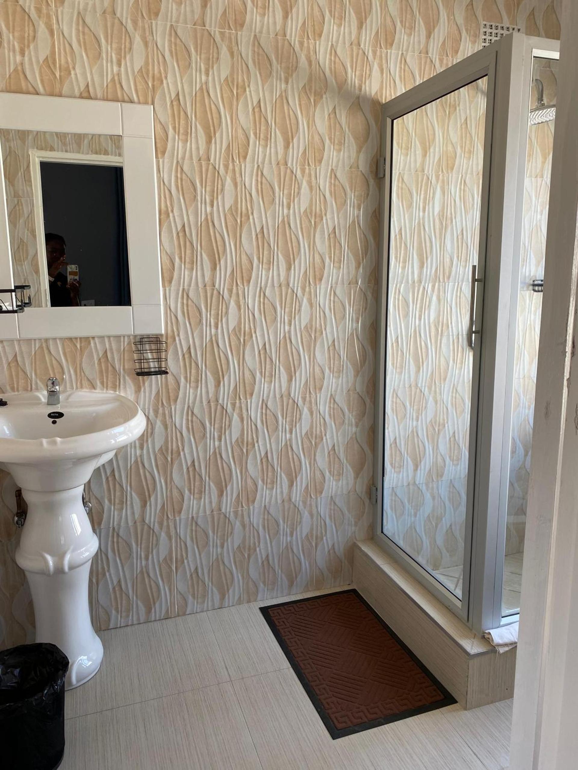 Executive studio apartment near the airport - 2320