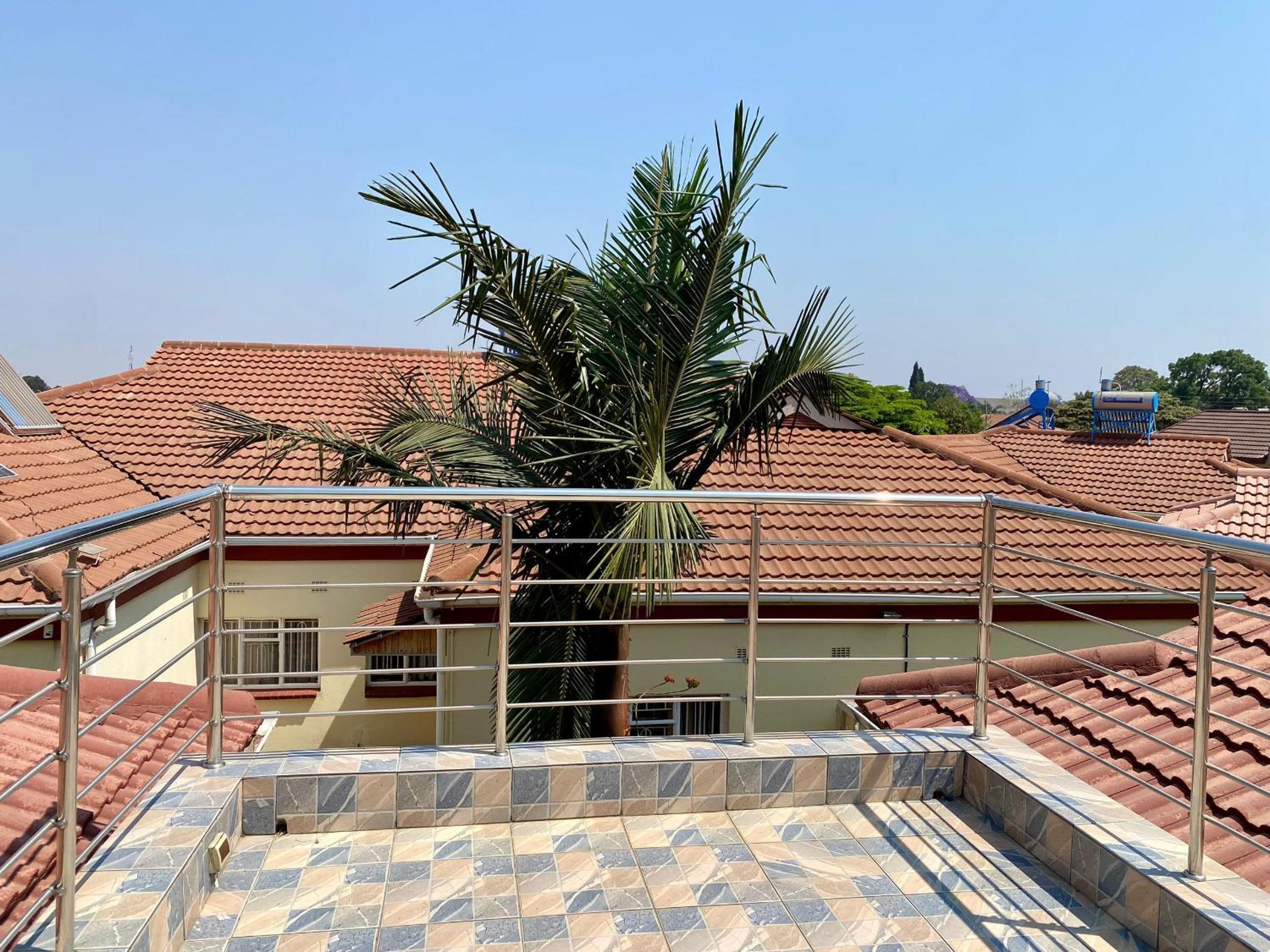 Executive studio apartment near the airport - 2320