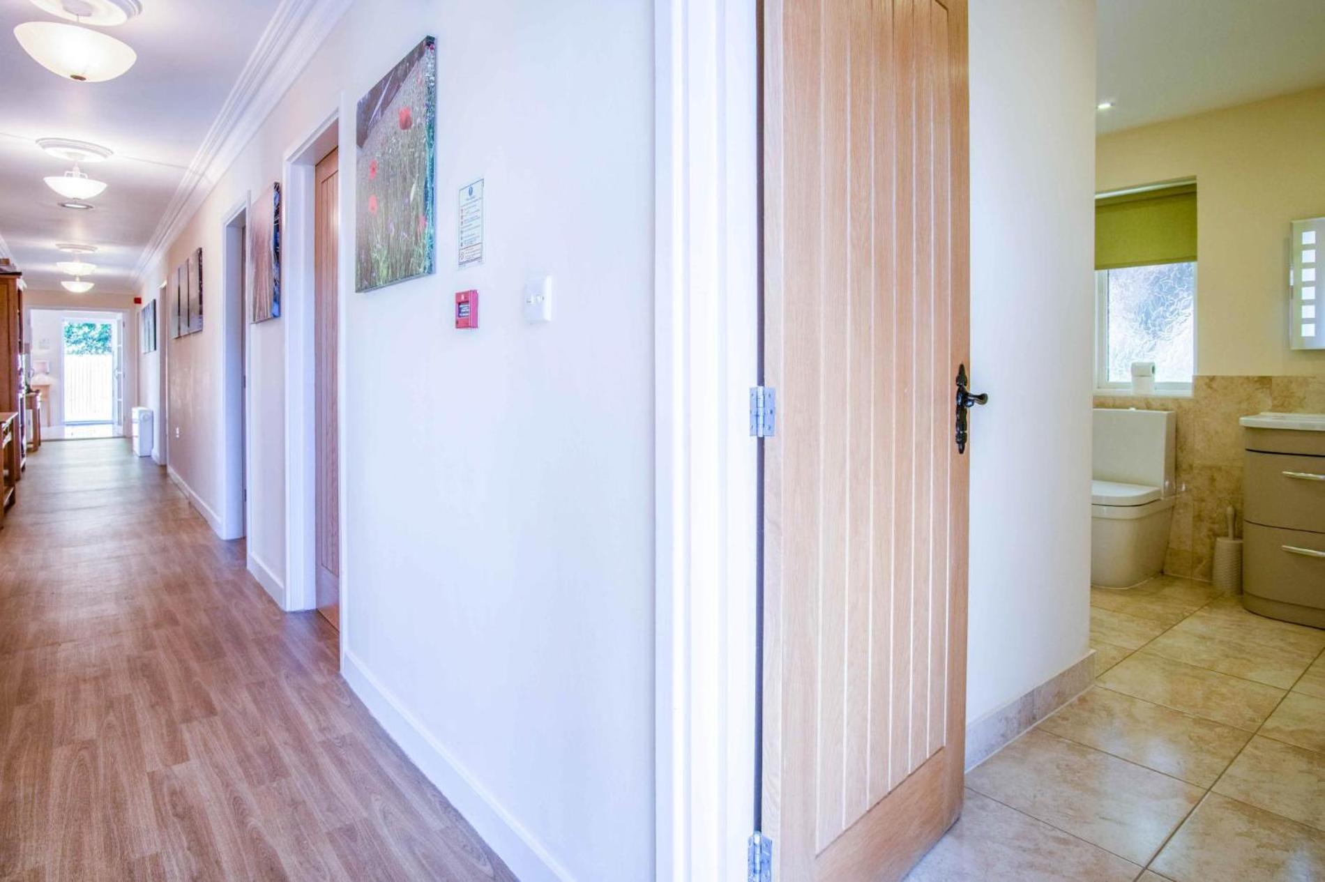 The Barn - 4 Bedroom - Tyn-Y-Coed Farm - Cardiff