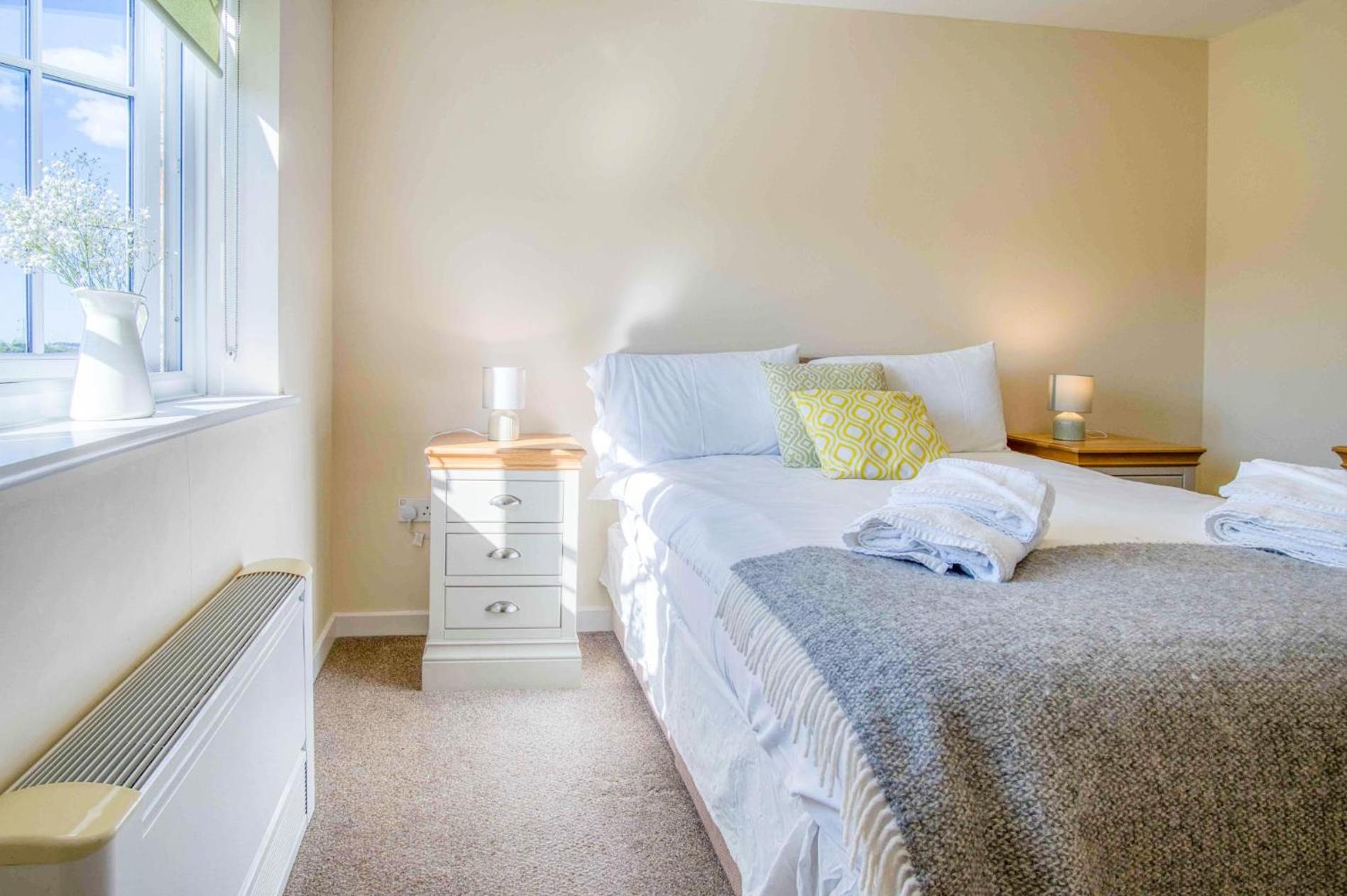 The Barn - 4 Bedroom - Tyn-Y-Coed Farm - Cardiff