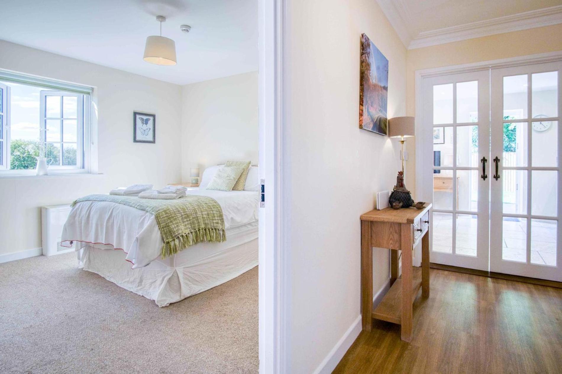 The Barn - 4 Bedroom - Tyn-Y-Coed Farm - Cardiff