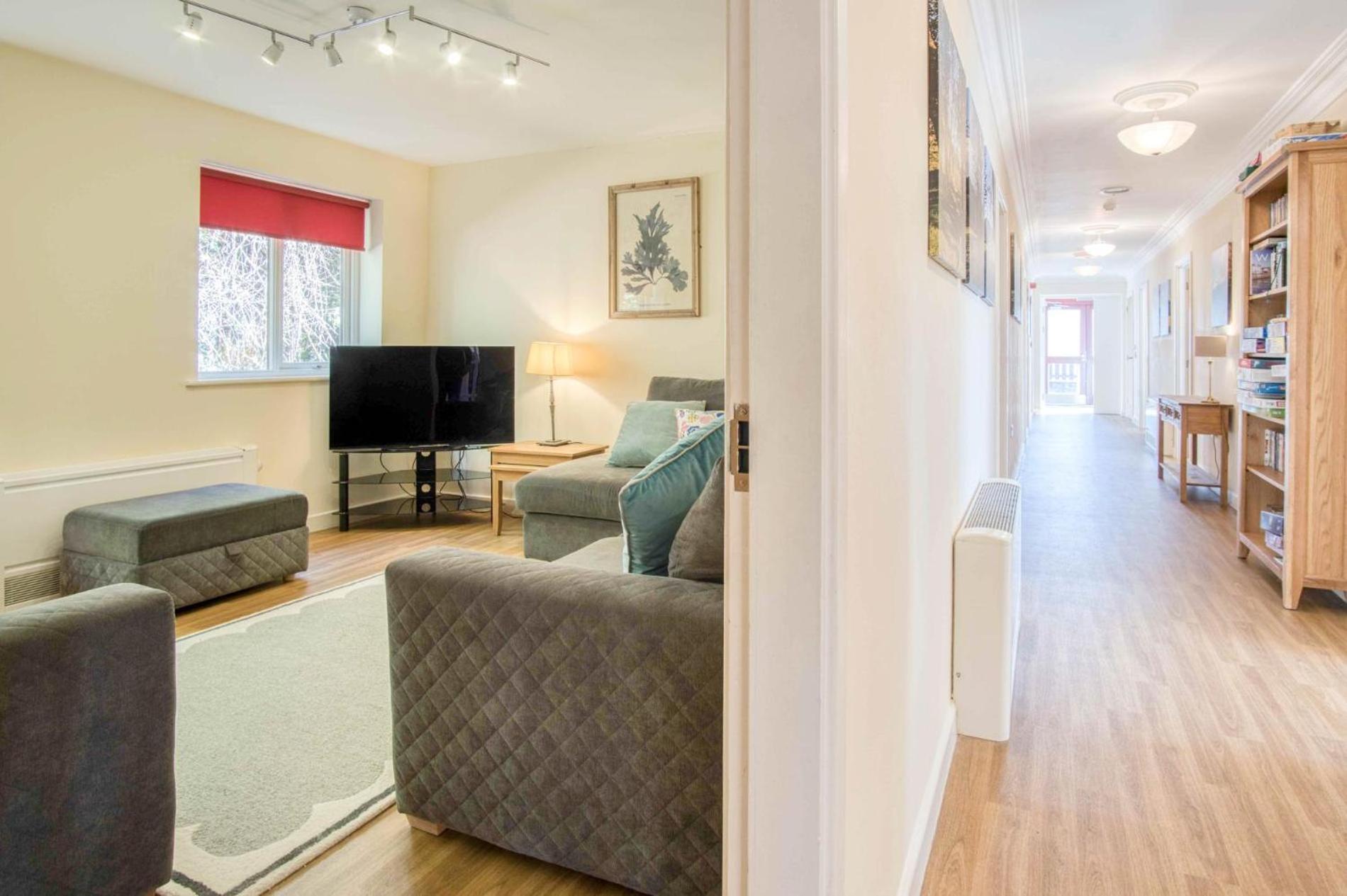 The Barn - 4 Bedroom - Tyn-Y-Coed Farm - Cardiff