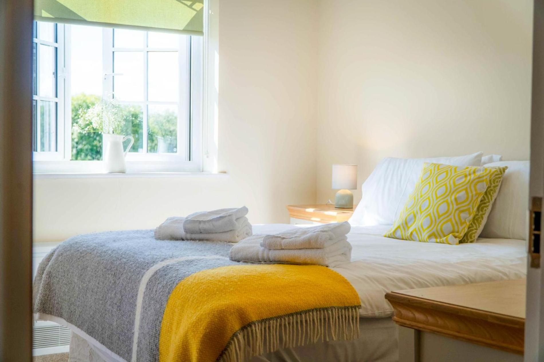 The Barn - 4 Bedroom - Tyn-Y-Coed Farm - Cardiff