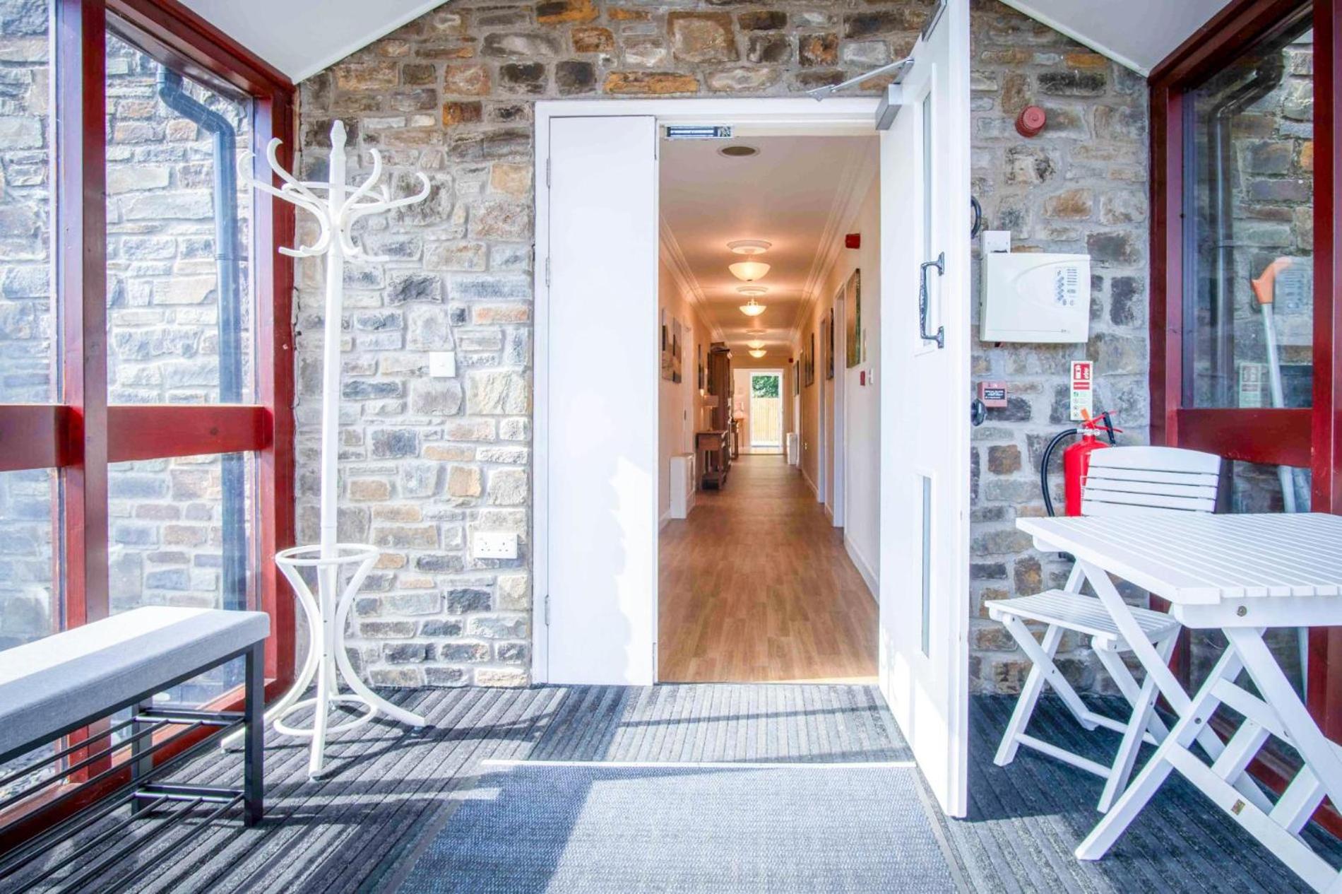 The Barn - 4 Bedroom - Tyn-Y-Coed Farm - Cardiff