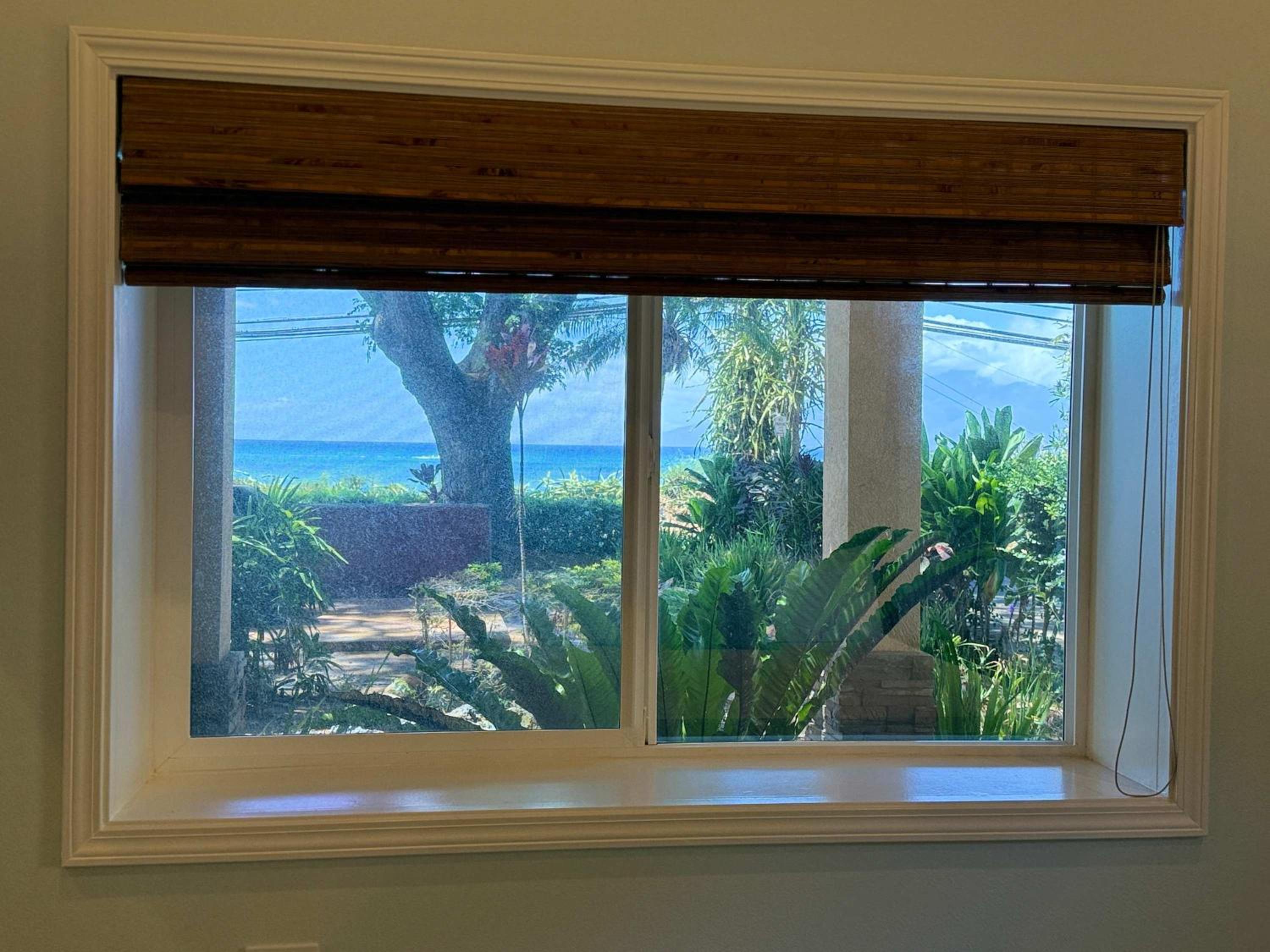 Maui B&B - 3 Ensuite Rooms - Steps from Beach w AC