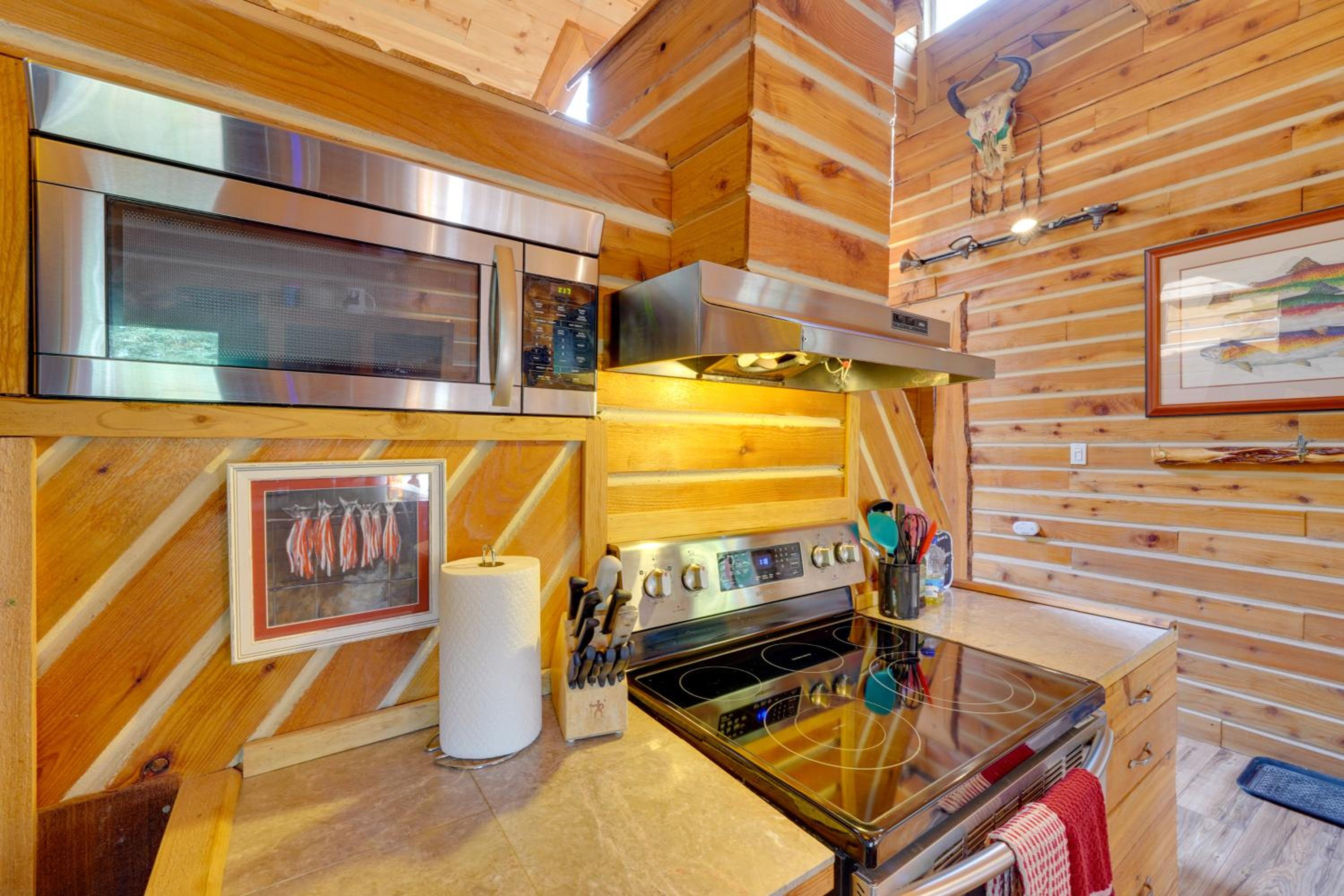 Lake Access at Peaceful Kenai Peninsula Getaway