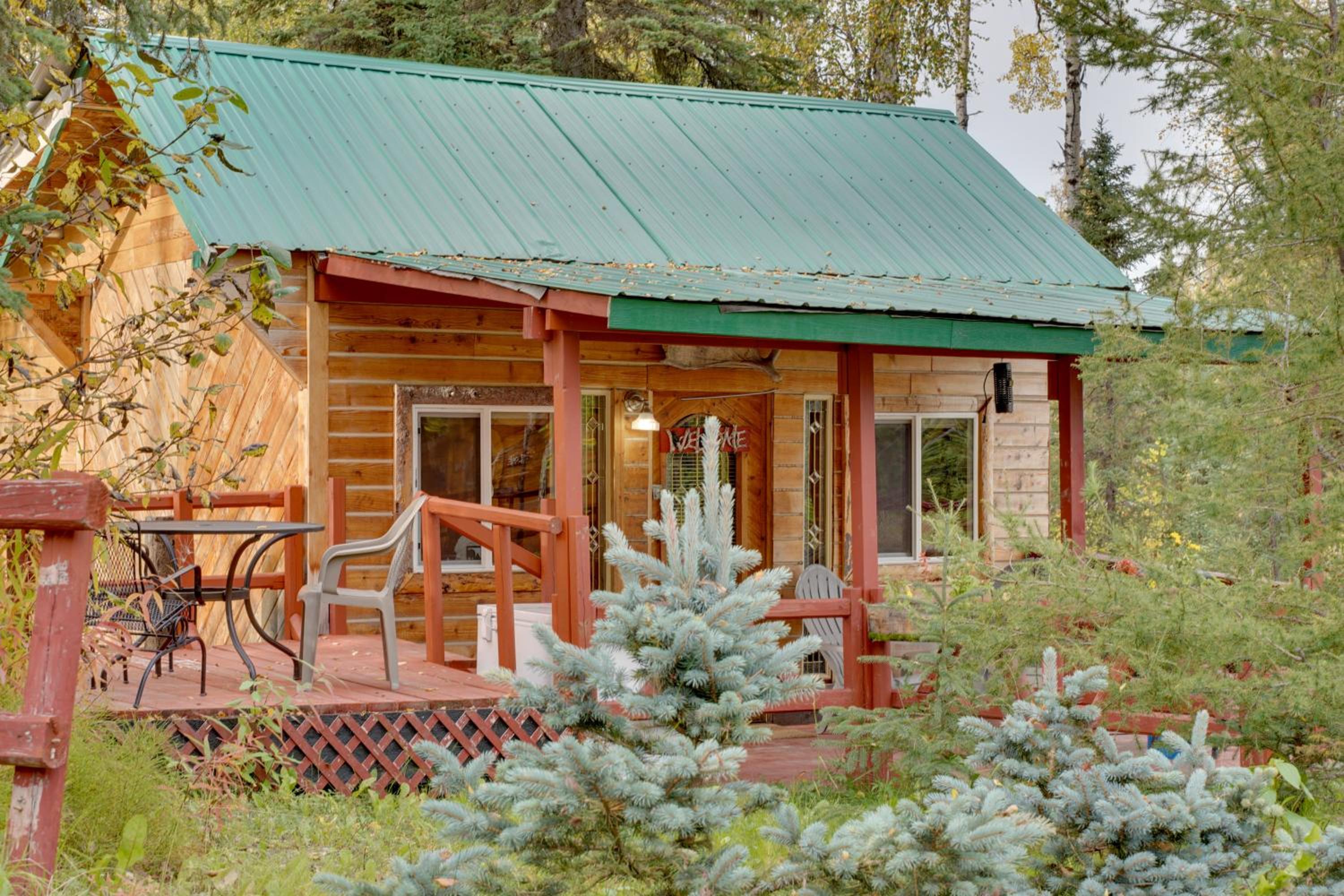 Fish, Hike and Explore Lakefront Cabin in Soldotna