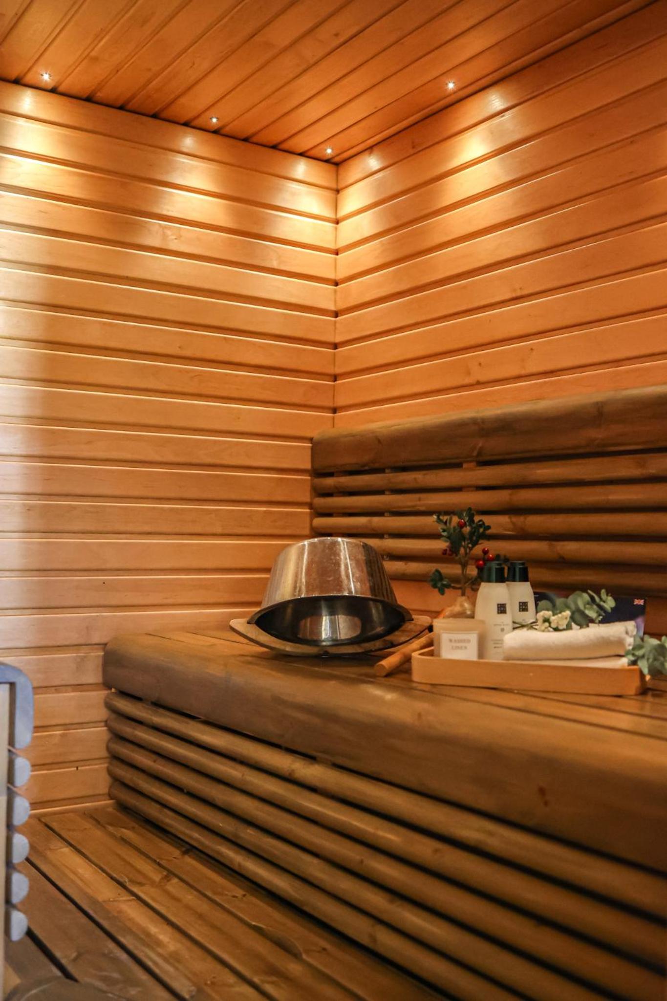 Villa Aurora By BookLapland