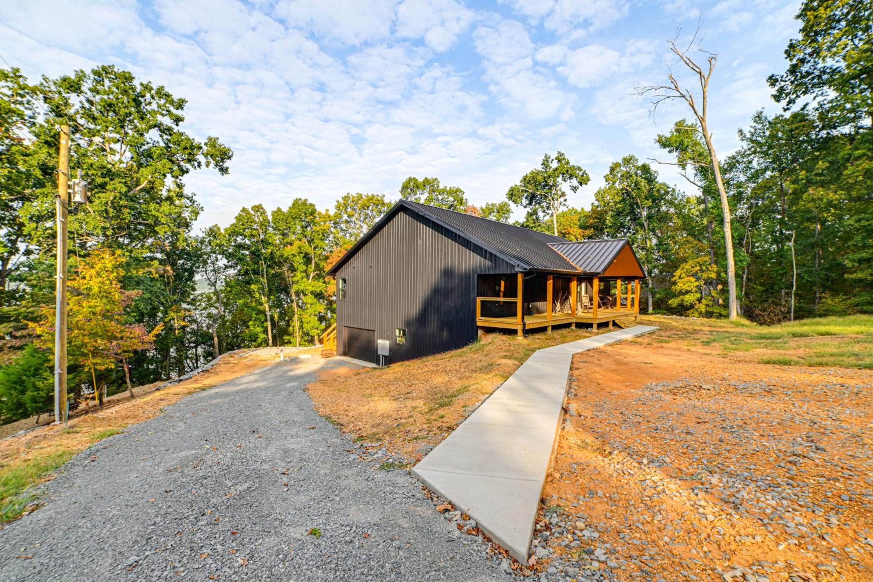 Walk to Lake Barkley! Family Home with Outdoor Oasis