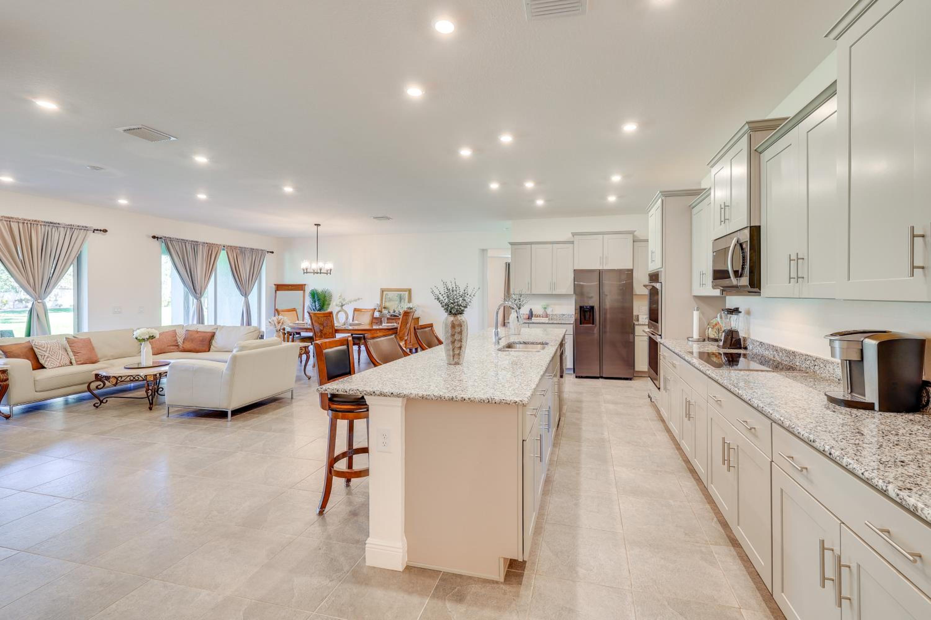 2 Mi to Golf! Punta Gorda Gem with Pet-Friendly Yard