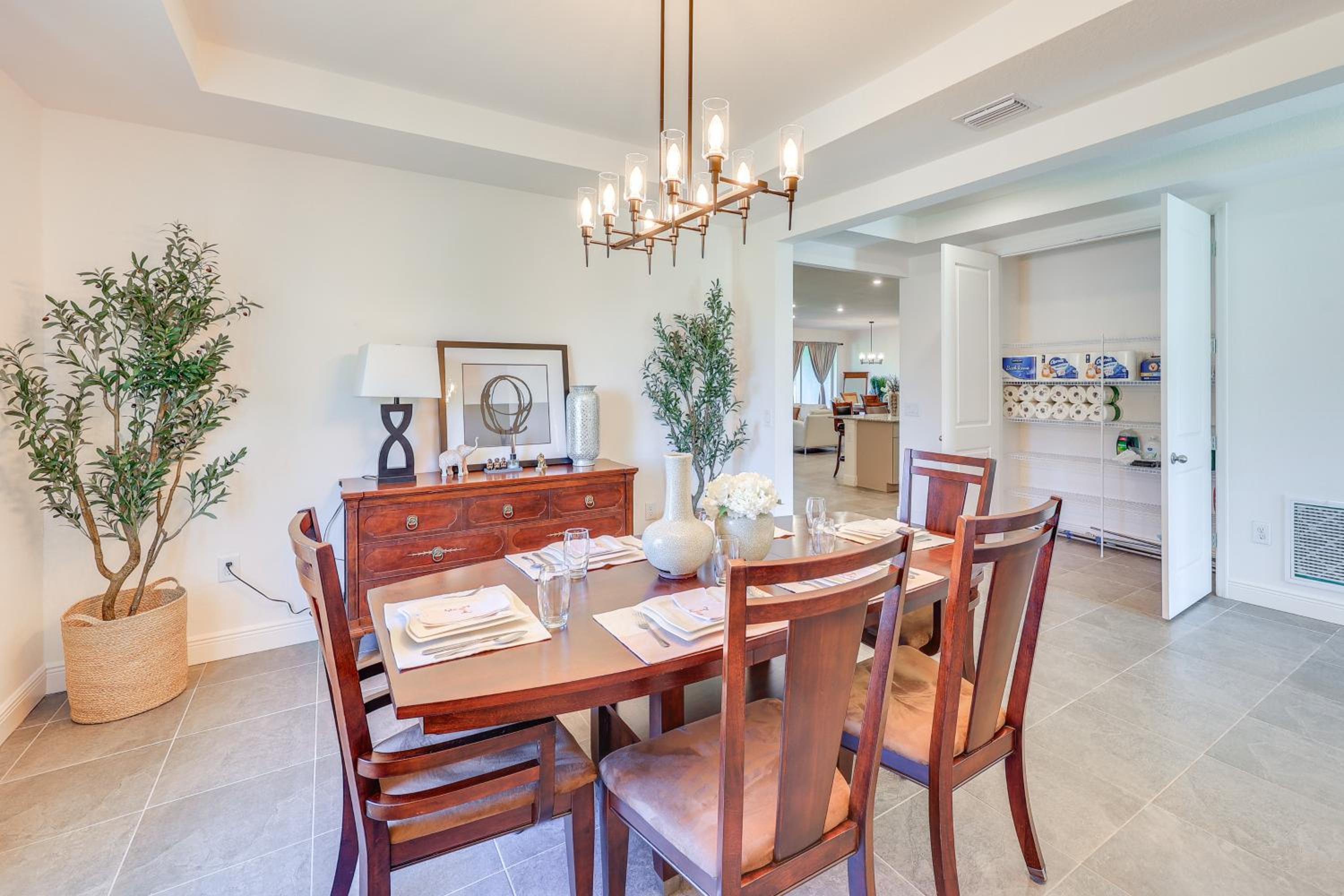 2 Mi to Golf! Punta Gorda Gem with Pet-Friendly Yard