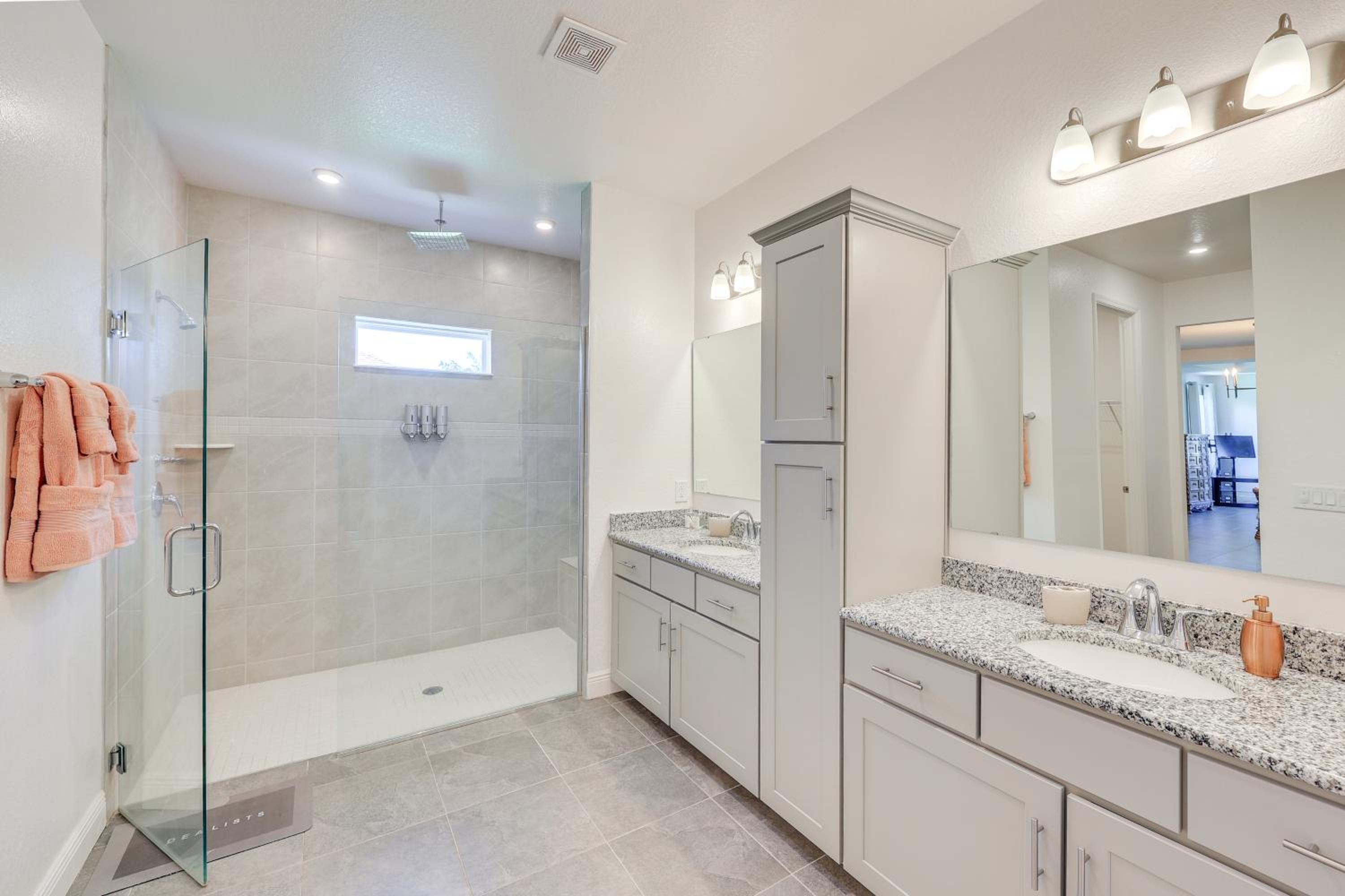 2 Mi to Golf! Punta Gorda Gem with Pet-Friendly Yard