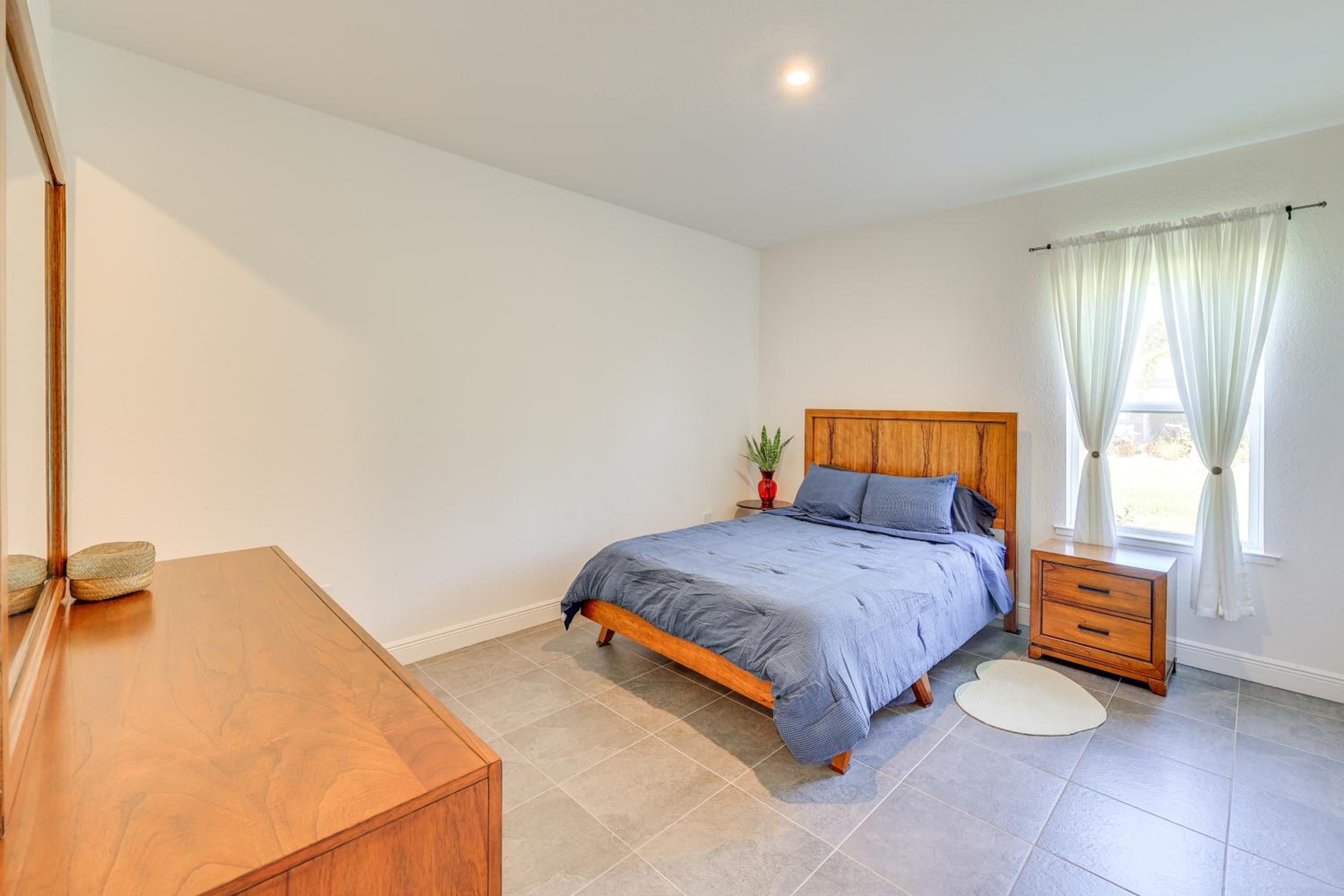2 Mi to Golf! Punta Gorda Gem with Pet-Friendly Yard
