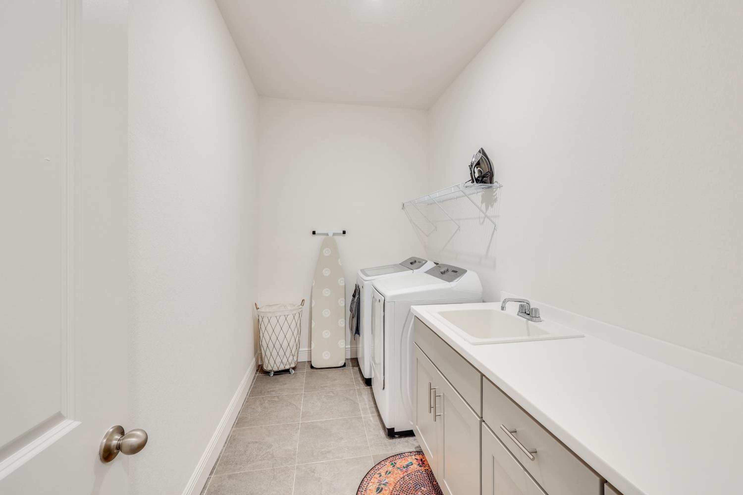 2 Mi to Golf! Punta Gorda Gem with Pet-Friendly Yard