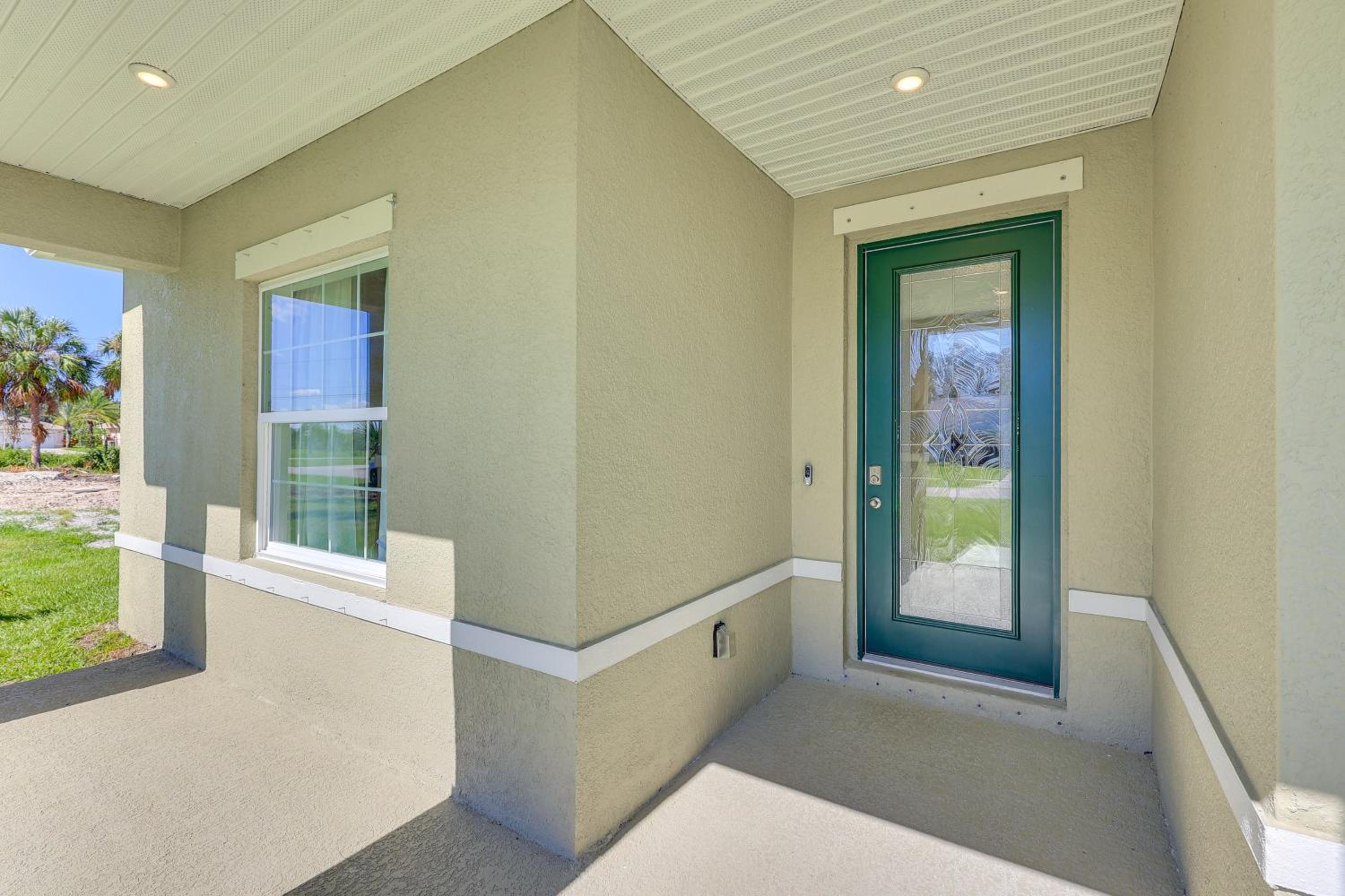 2 Mi to Golf! Punta Gorda Gem with Pet-Friendly Yard