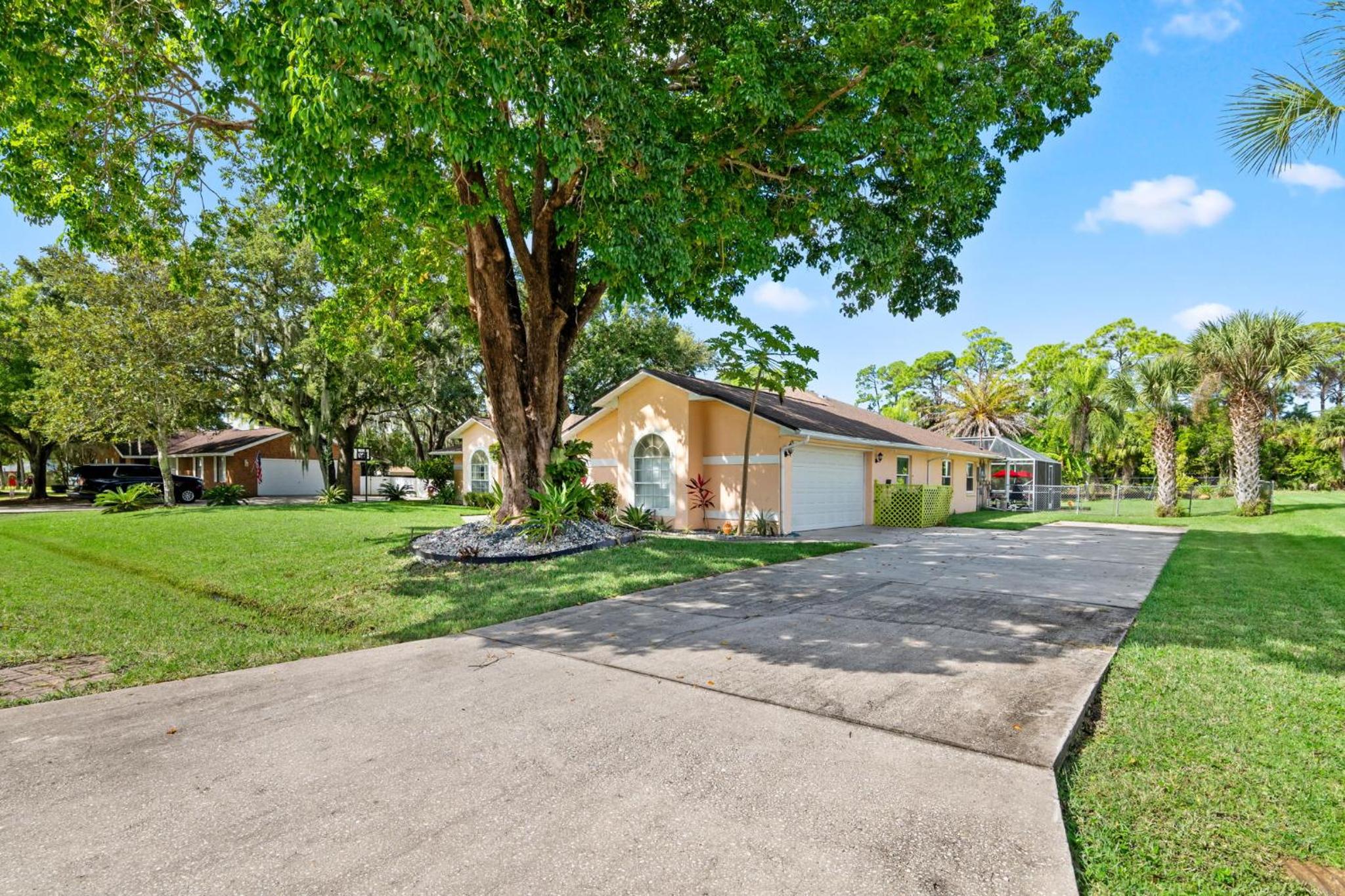 Mi Casa in Palm Bay