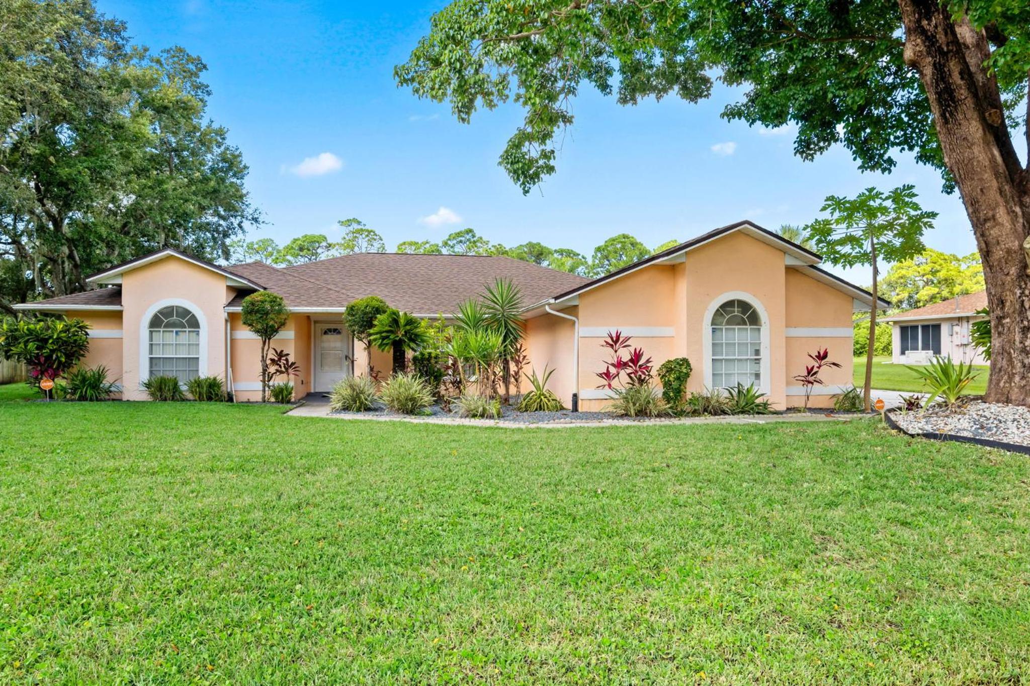 Mi Casa in Palm Bay