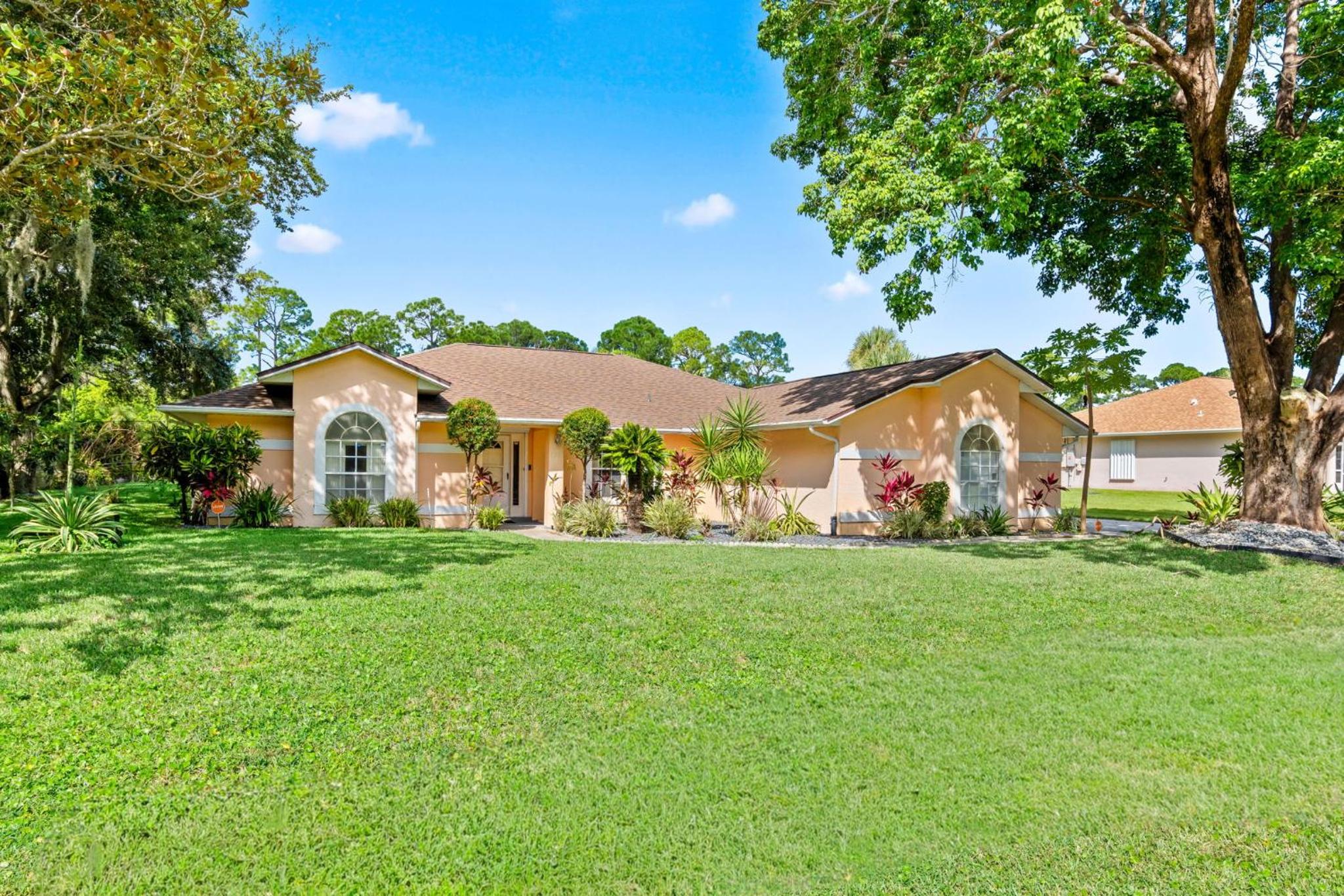 Mi Casa in Palm Bay