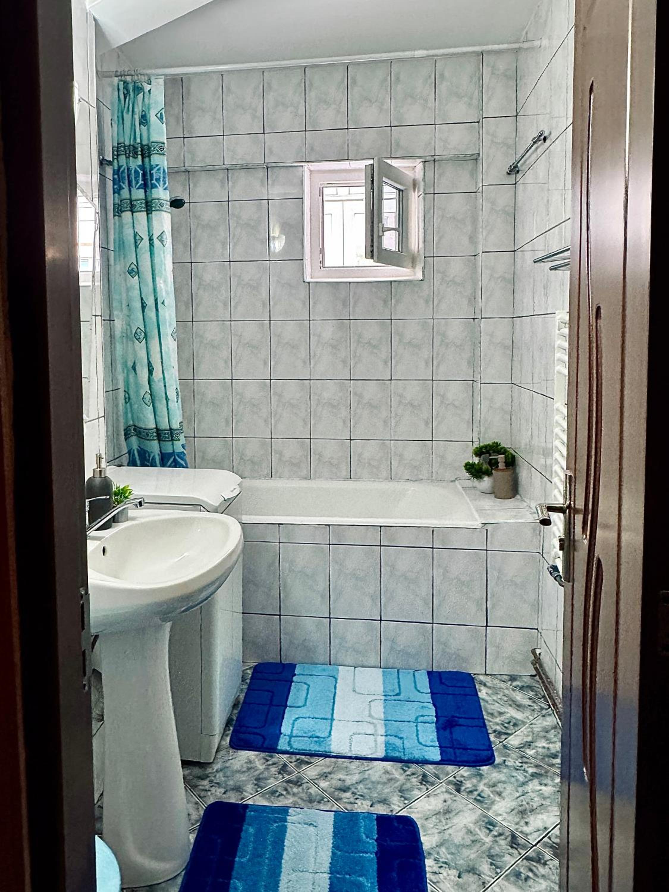 SHoliday 1 Bedroom Balcony &Free Parking