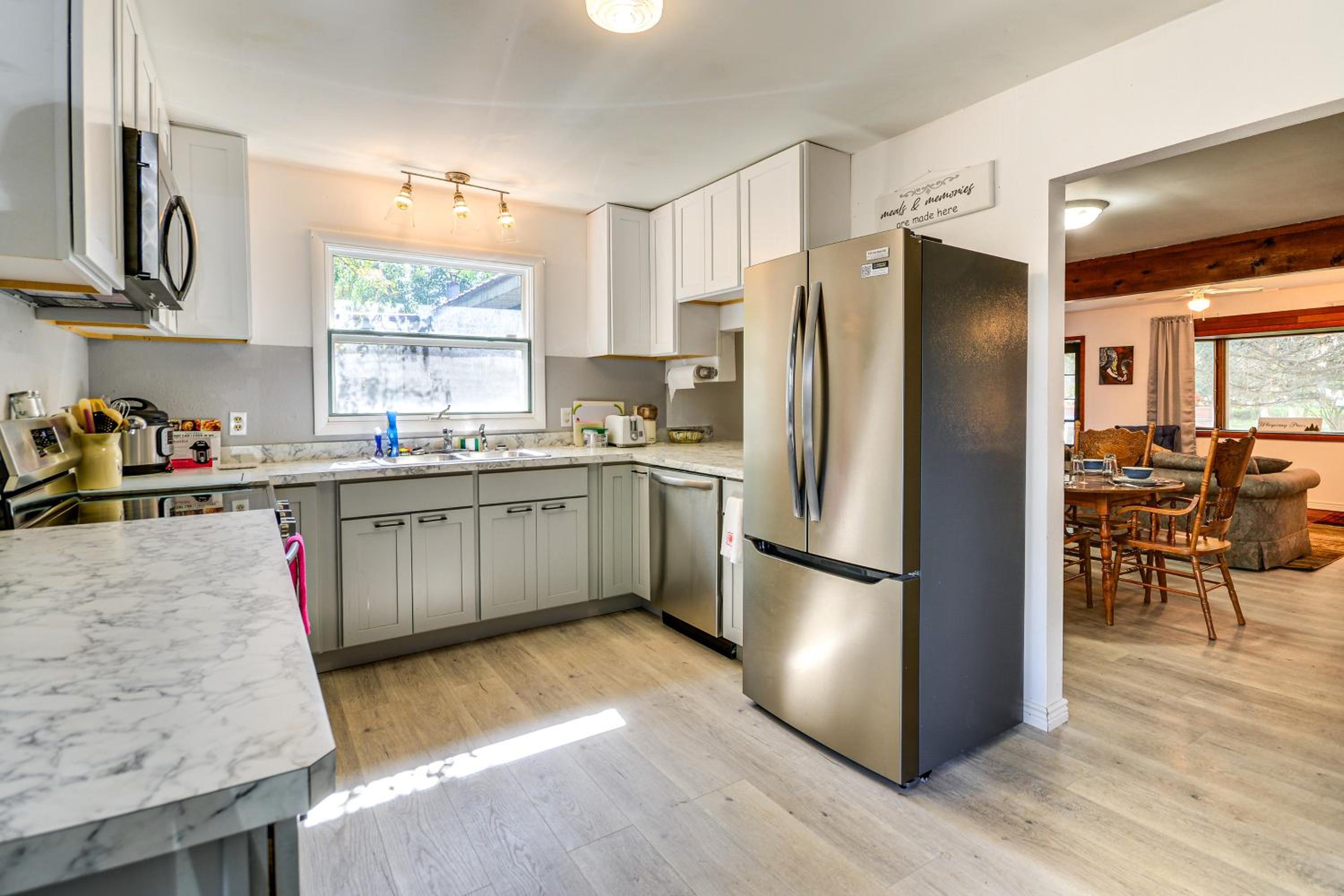 7 Mi to Bighorn Natl Forest Dog-Friendly Home