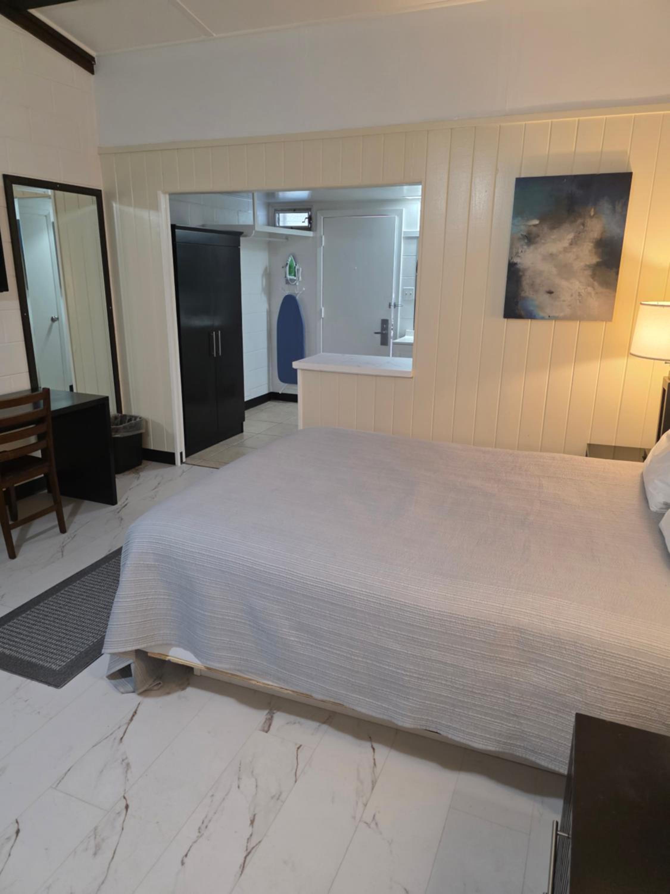 Royal Inn Motel