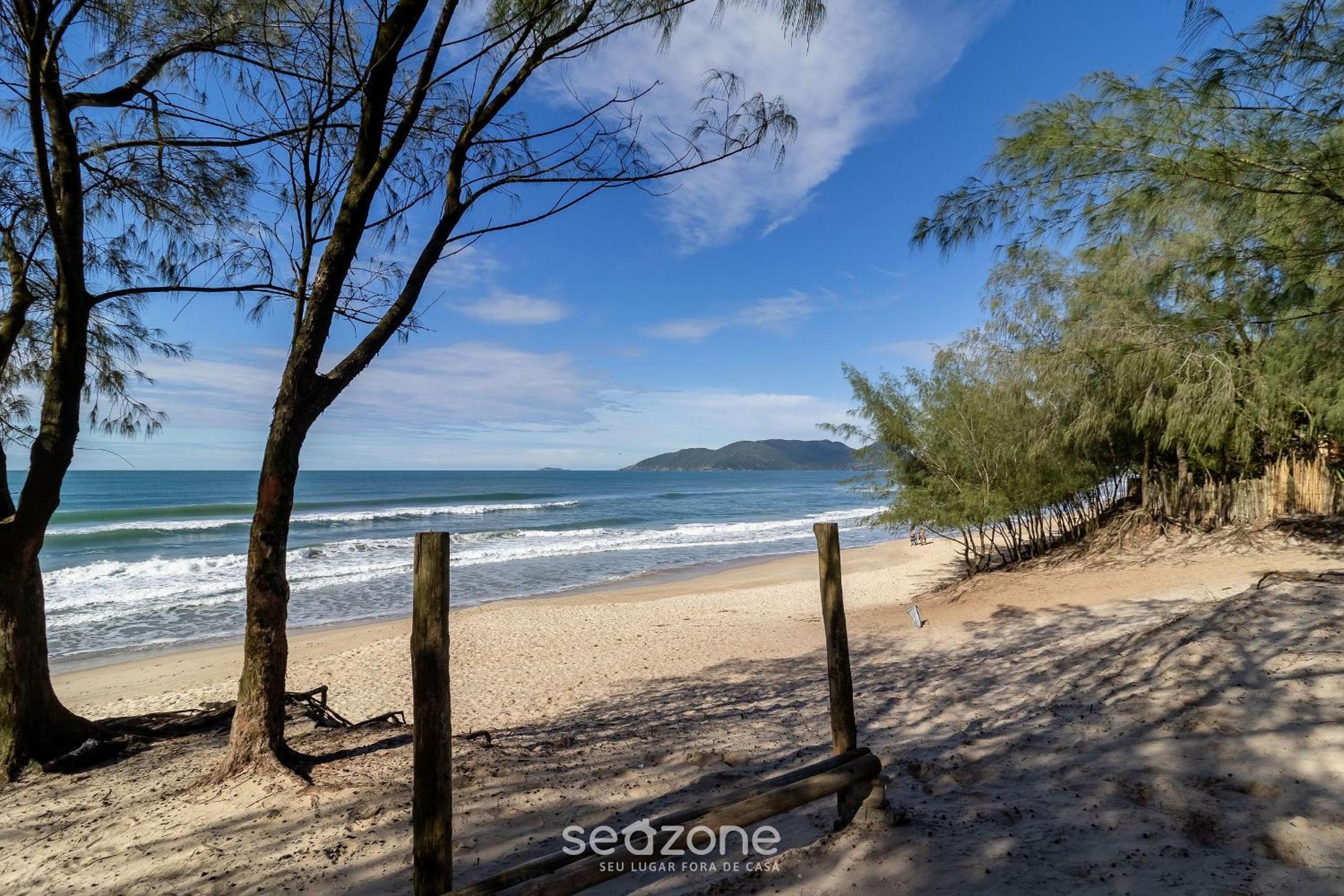 Complete stay by the sea, just 10 meters from the beach - AARs