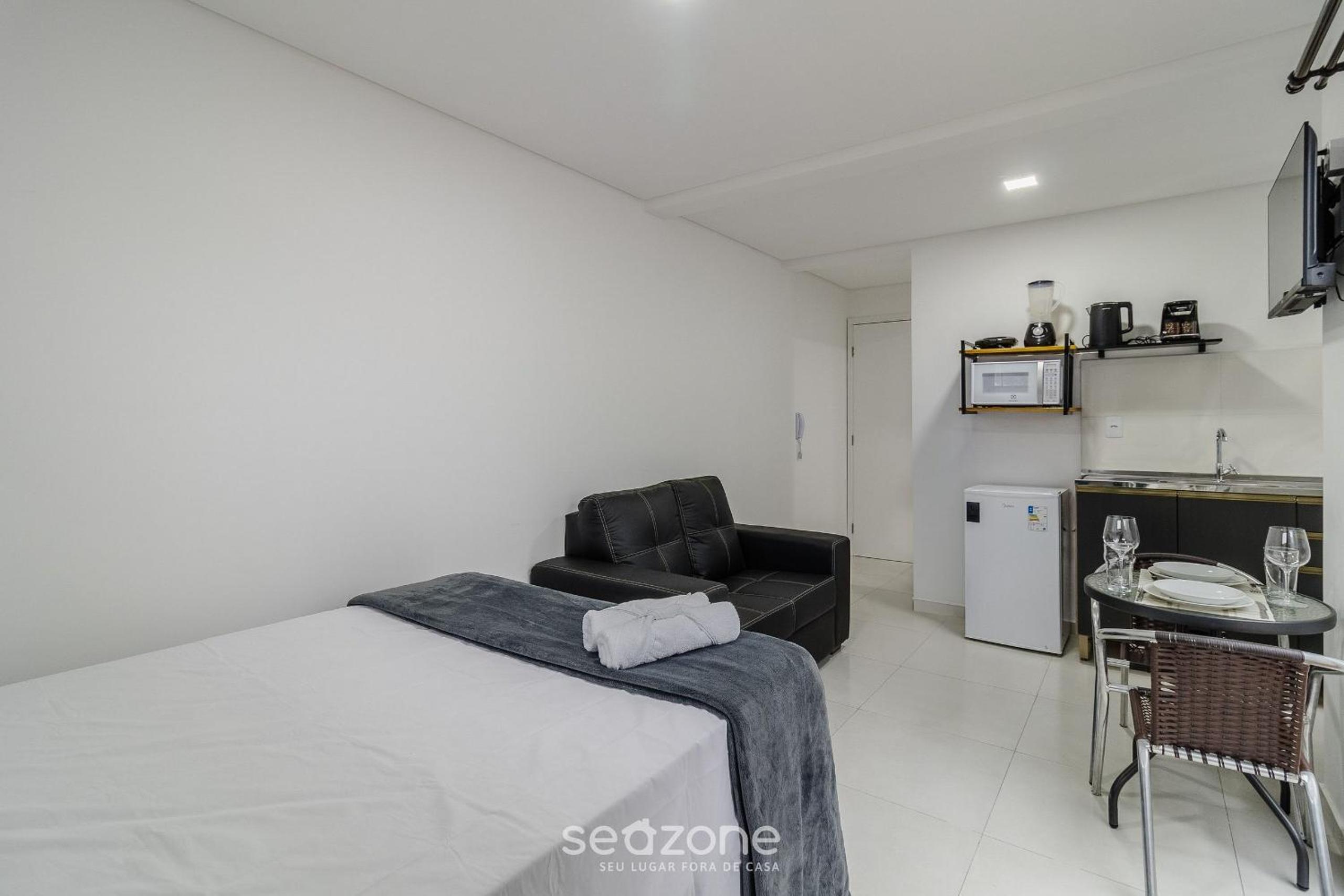 Complete stay by the sea, just 10 meters from the beach - AARs
