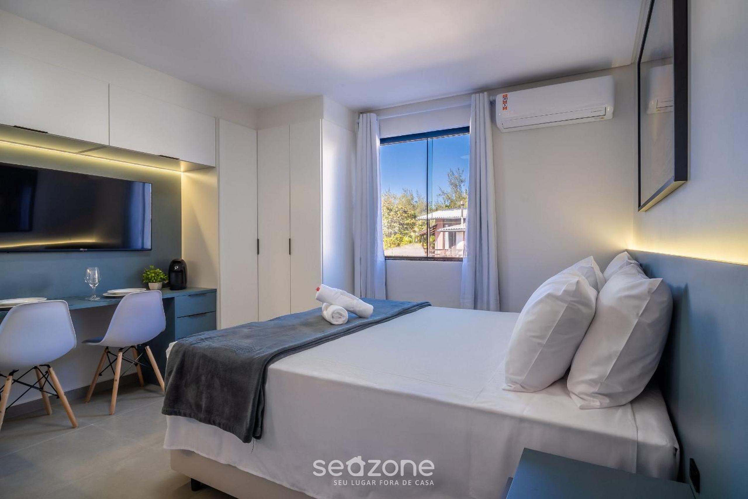 Complete stay by the sea, just 10 meters from the beach - AARs