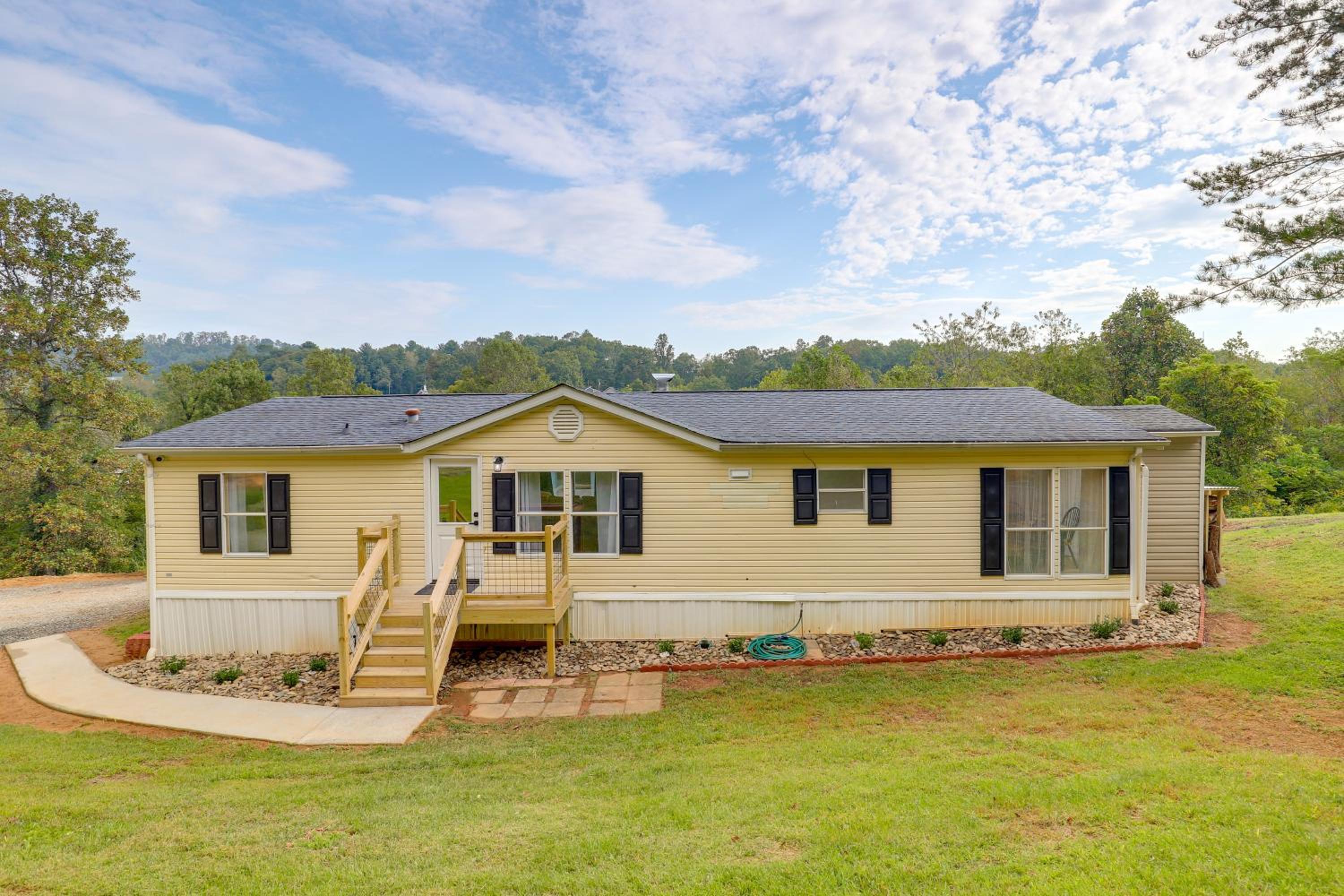 Deck with Mtn Views Family-Friendly Asheville Home!