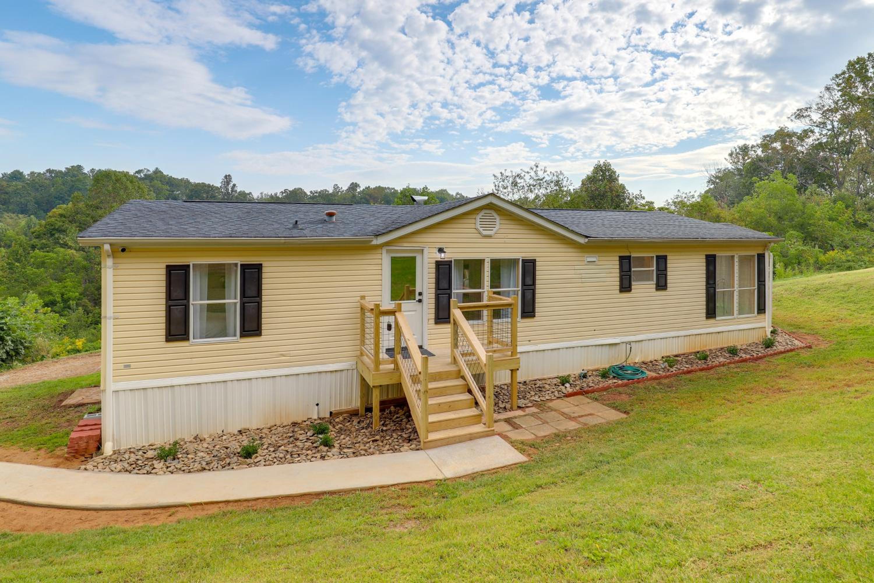 Deck with Mtn Views Family-Friendly Asheville Home!